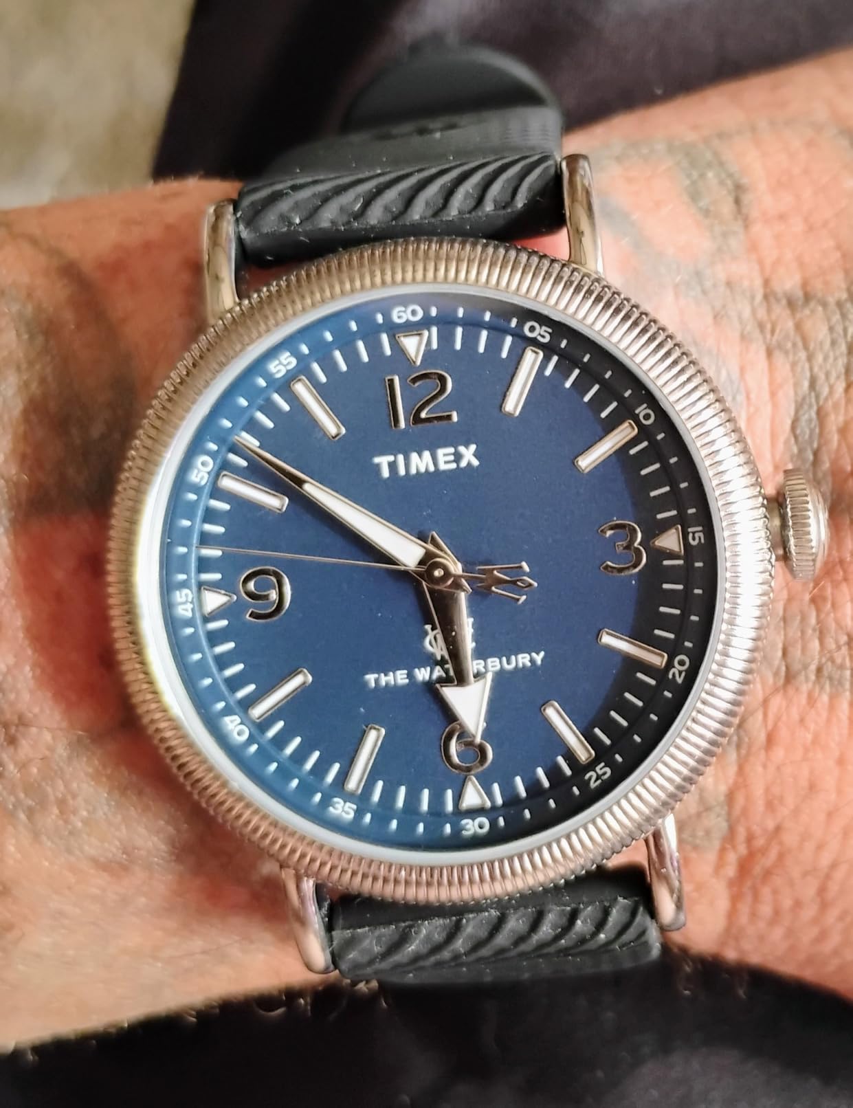 Timex Waterbury 39mm Men's Analog Watch | Durable Stainless Steel Case | Day and Date Window | Durable Design | 100M Water Resistance customer photo 1