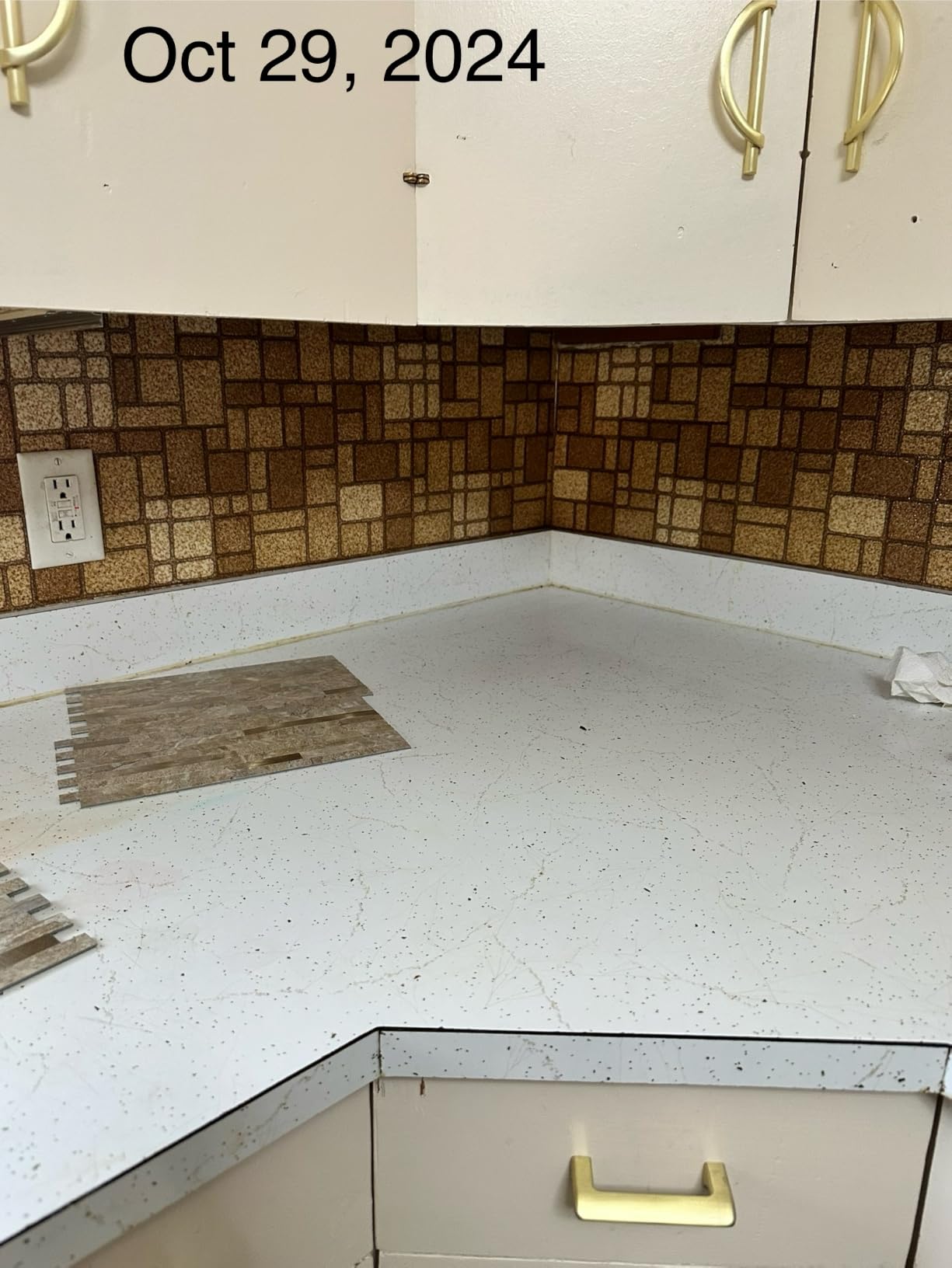 StyloVue 20 Sheets Peel and Stick Backsplash for Kitchen, White Marble with Metal Silver Look Stick on Tile customer photo 2