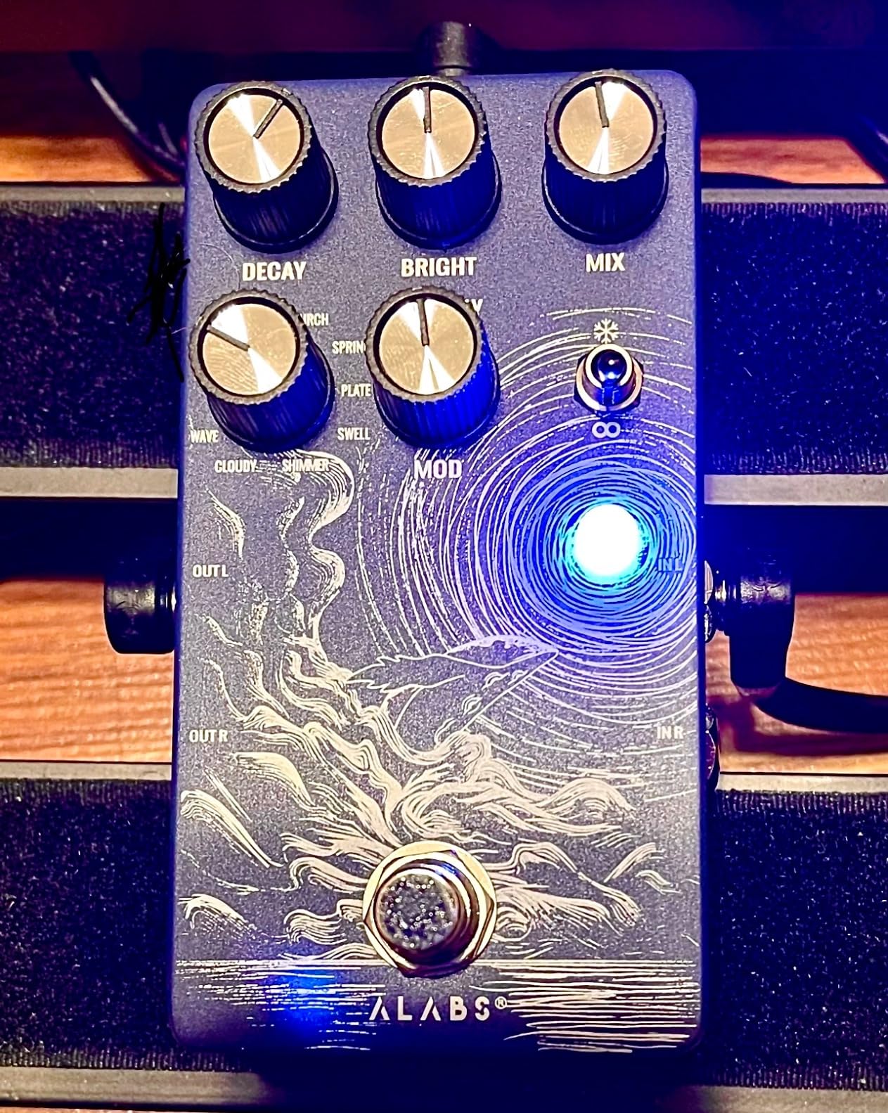 ALABS NOVADRIFT Modulation Guitar Pedal | 9-in-1 Multi-Mod Effects Rotary, Chorus, Flanger, Tremolo | Built-in Expression, True Stereo, Analog Dry-Through, Tap Tempo, Selectable True Bypass/Buffer customer photo 2
