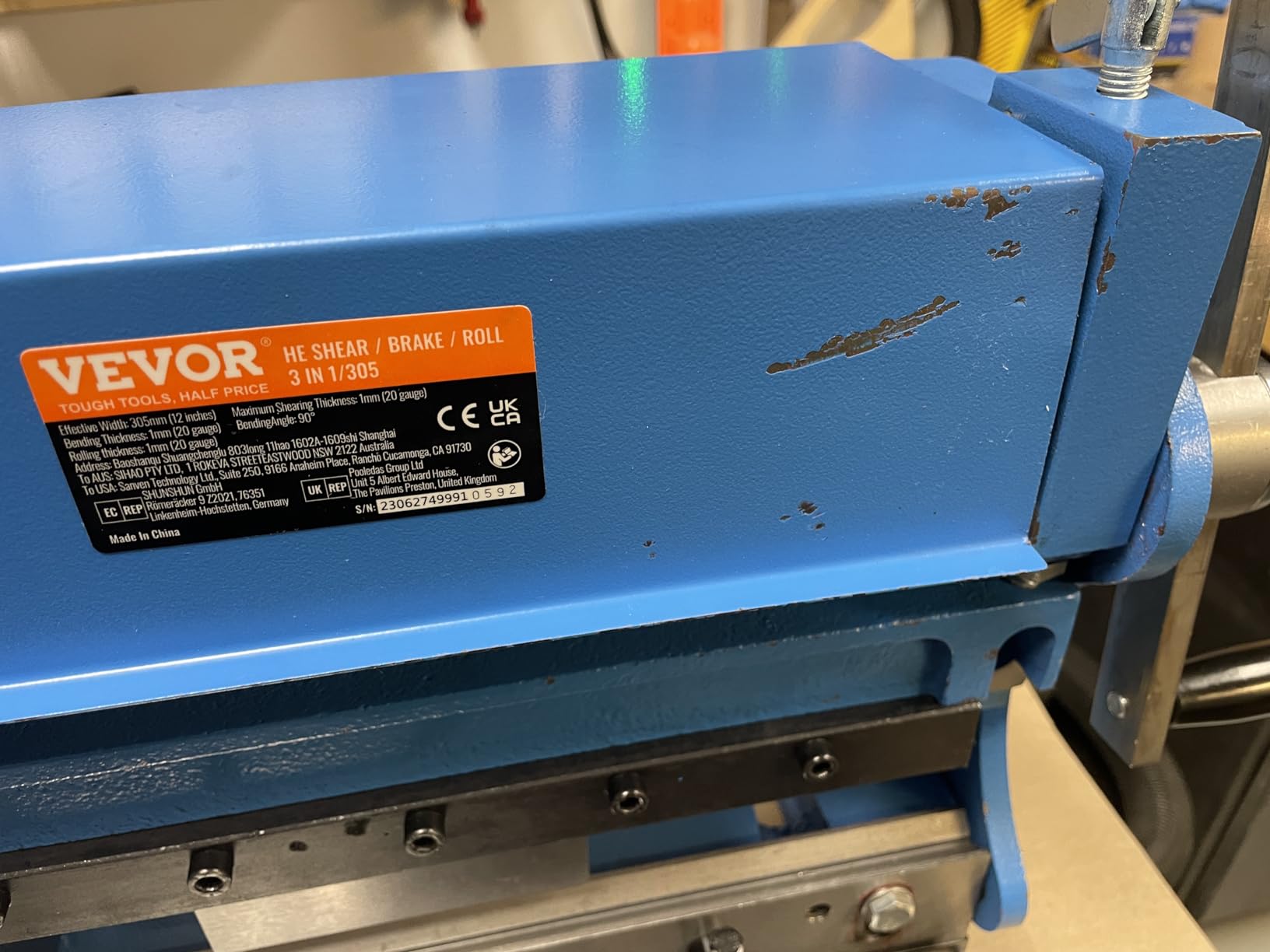 VEVOR Sheet Metal Brake, 12-inch, 3-In-1 Combination Shear Brake Roll Machine, 20-Gauge Capacity Shear Press Brake with 90 degree Max Bending Angle, Shears and Slip Roll Machine for Shear Bending Rolling customer photo 1