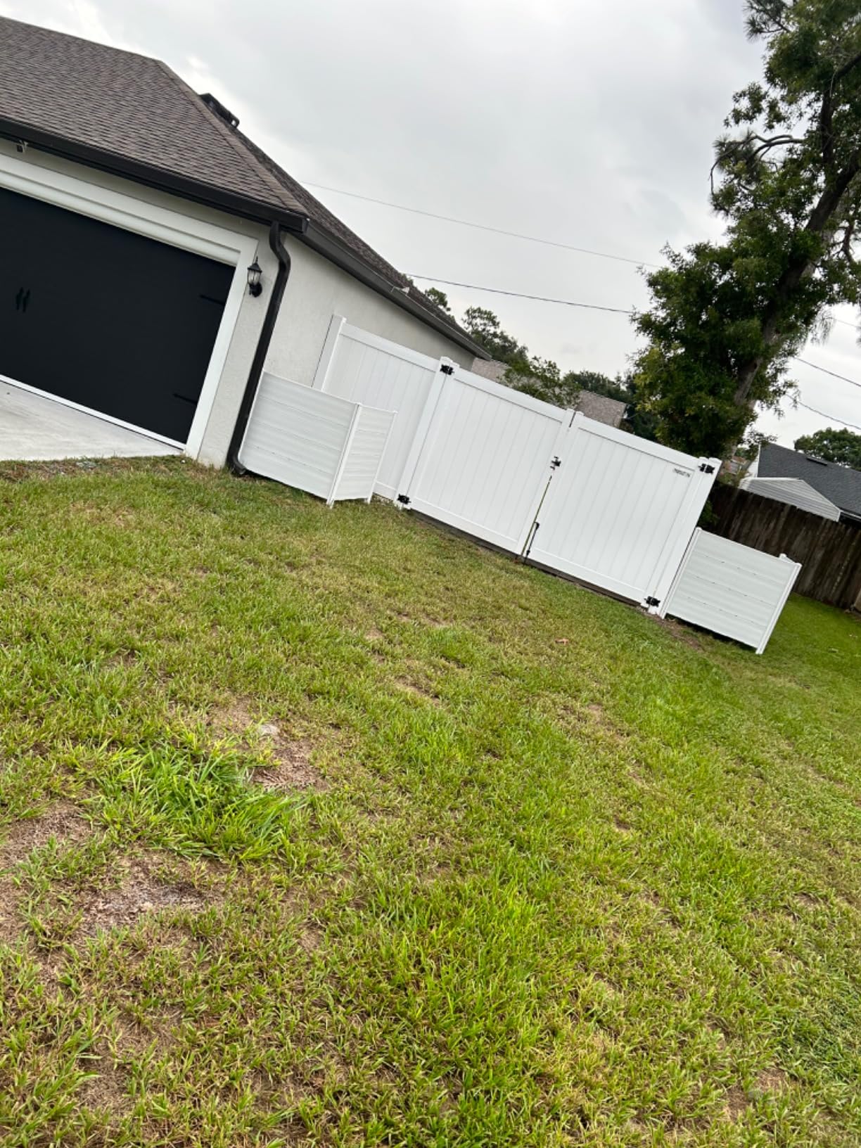 VINGLI Outdoor Privacy Screen Fence Panels, Garden Air Conditioner Fence customer photo 1