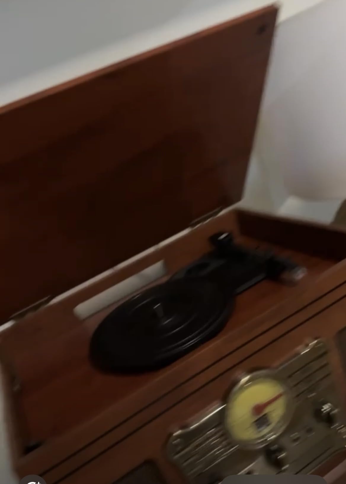 FEKTIK Bluetooth Record Player 10 in 1, 3-Speed Turntable for Vinyl with Speakers, LP to MP3 Converter, CD, Cassette Player, FM Radio, Wireless Streaming | Mahogany customer photo 2