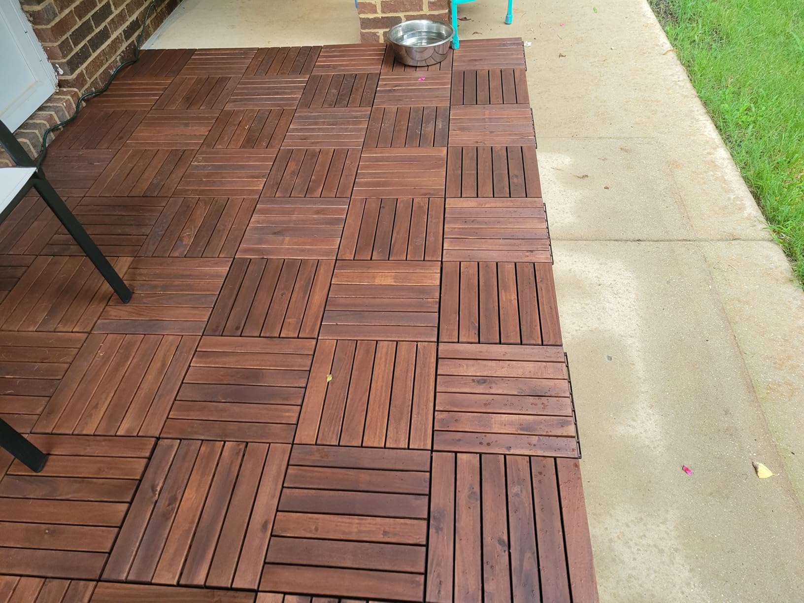 Premium Deck Tiles, 10 Pcs Patio Flooring - Brown - Crossed Pattern | Square Joints - Interlocking Deck Tiles, 12