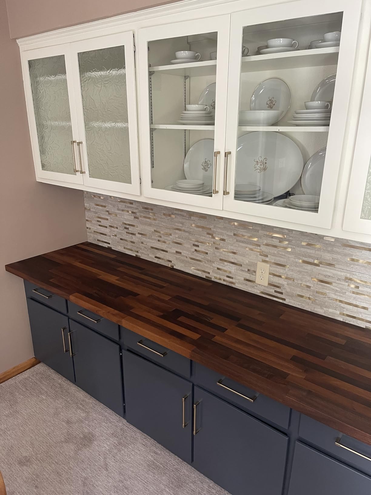 Peel and Stick Backsplash for Kitchen | Self-Adhesive Metal Silver White Marble Subway Tiles | Decorate Kitchen Laundry Fireplaces, 10PCS customer photo 1