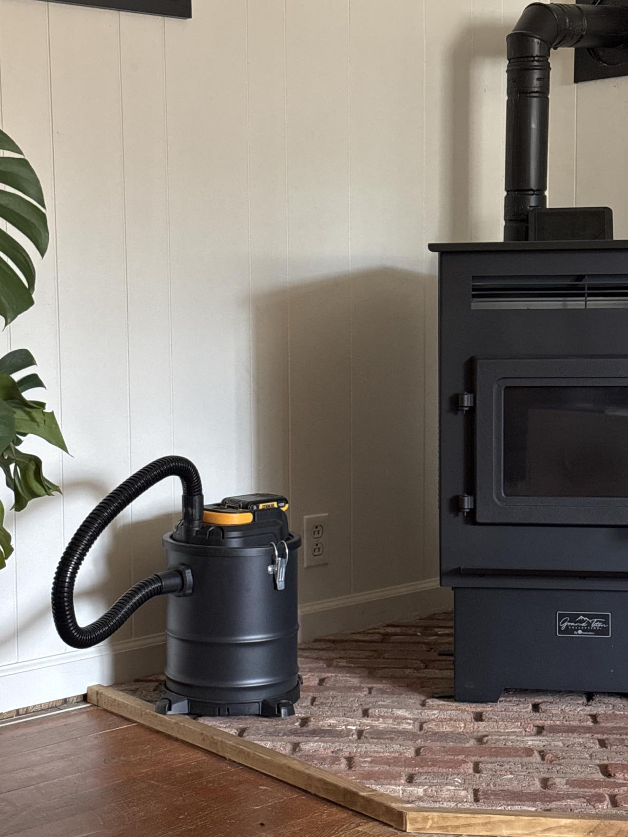 Cordless Ash Vacuum, for DeWalt 20V Max Battery, 4-Gallon Portable Vacuum Cleaner, Black, with Hose Nozzles HEPA Filters Wheels, for Pellet Wood Stove BBQ Grill (Bare Tool ONLY) customer photo 1