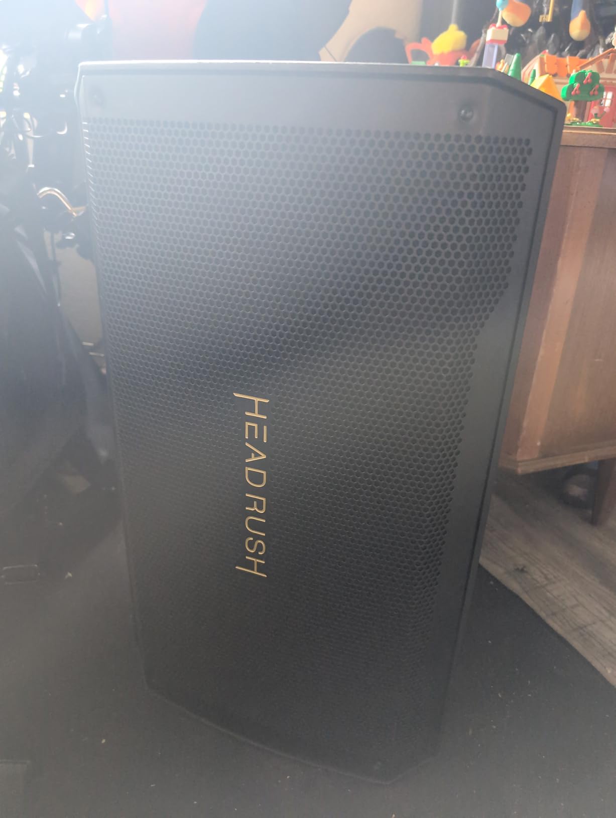 HeadRush FRFR108 MKII - 2000W Electric and Bass Guitar Amp, 8