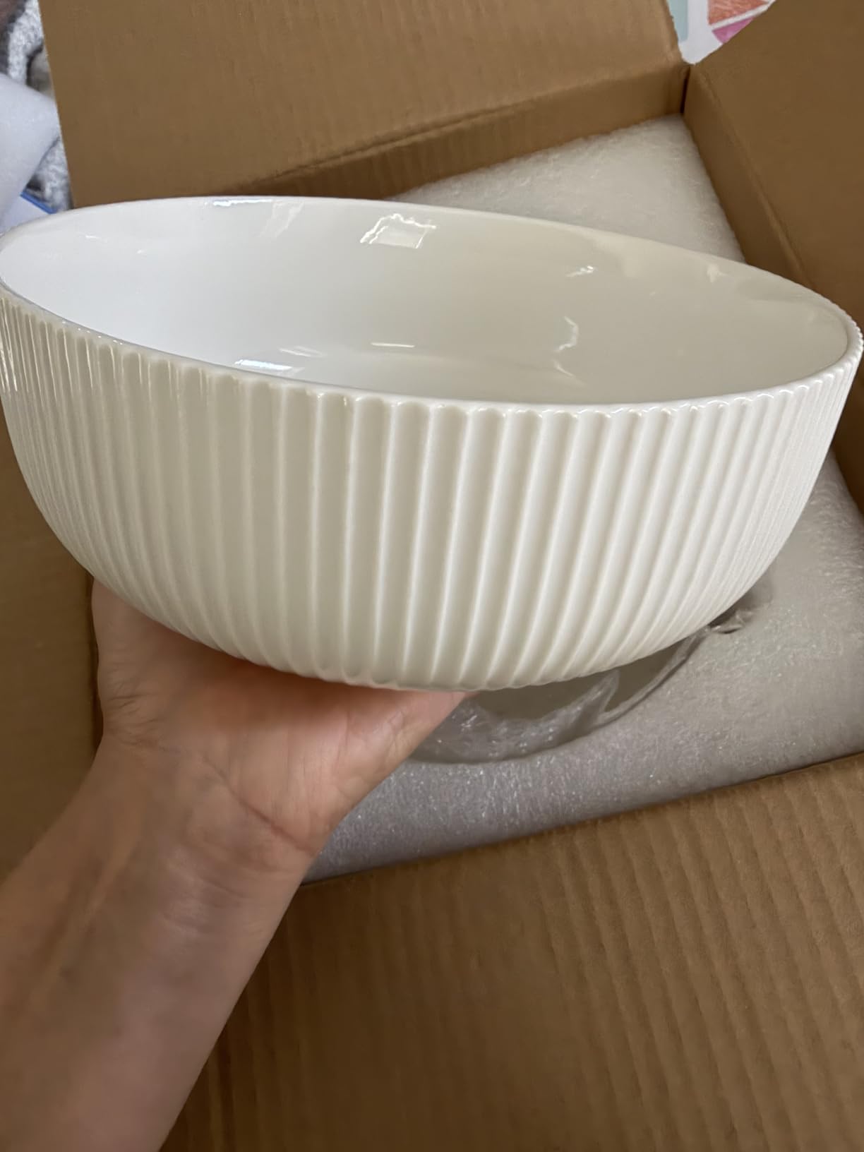 Mfacoy 2 Pack Salad Bowl, 8 inch 60 oz Large Serving Bowl Set, Deep Bowl for Kitchen, White Ceramic Bowl Set for Soup, Cereal, Ramen, Pasta, Salad, Dishwasher & Microwave Safe customer photo 2
