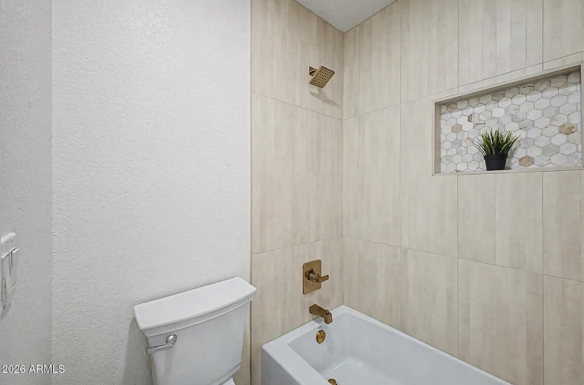 Delta Faucet Velum 14 Series Single-Function Gold Tub and Shower Faucet Set, Valve Trim Kit, Shower Handle, Champagne Bronze T14437-CZ (Valve Not Included) customer photo 2