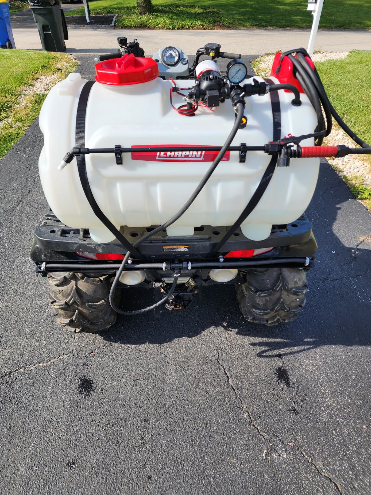 Chapin 98444 ATV 40G Water Tank Sprayer with 2-Nozzle Boom and 2.5 GPM Pump, for Agriculture/Farming/Acreage customer photo 2