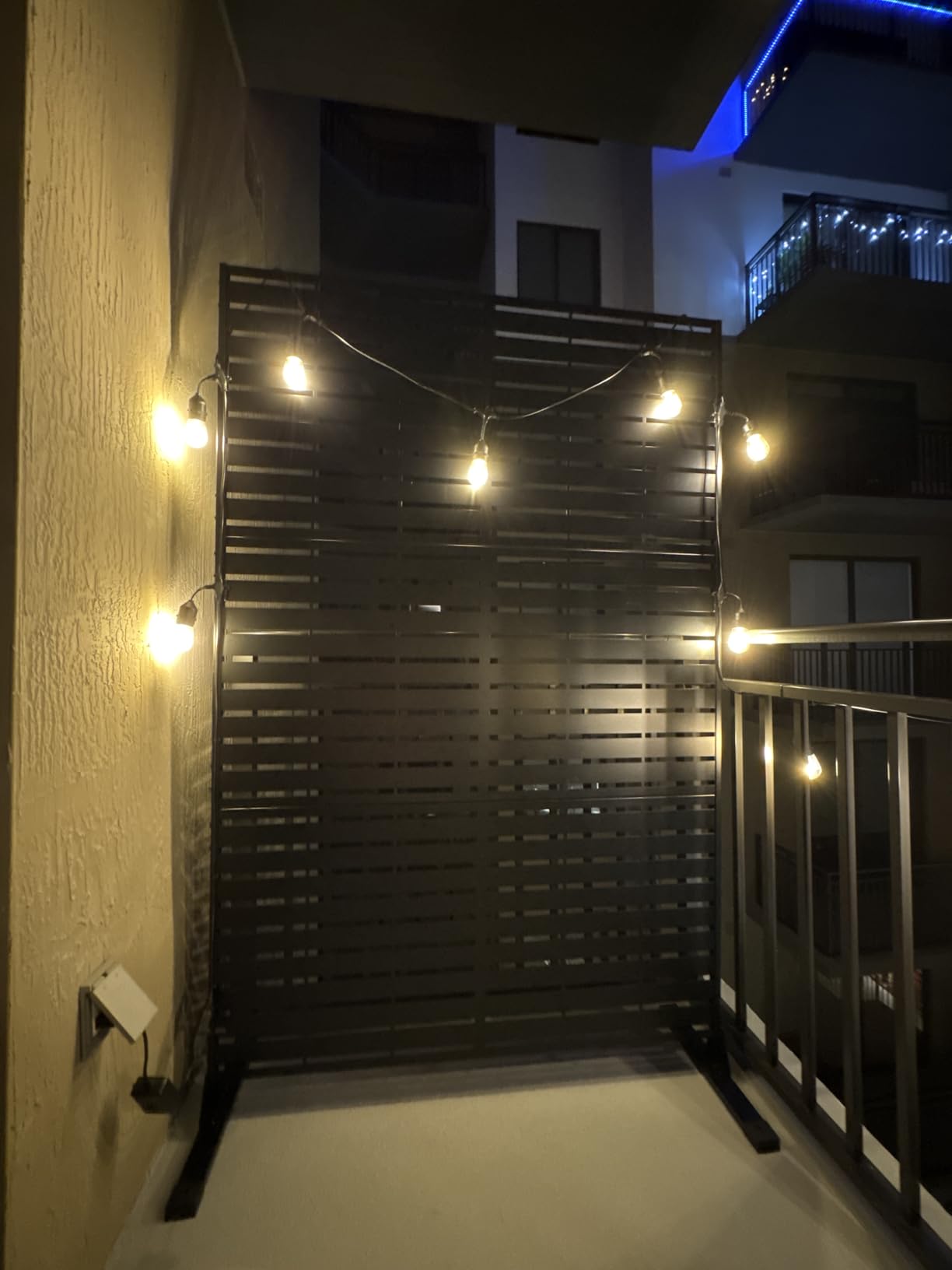 Kozyard Metal Privacy Screen 74