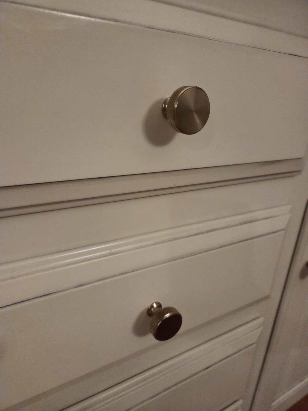 Polished Chrome Knurled Cabinet Knobs Round Drawer Pulls 10 Pack | Solid Aluminum alloy, 1.2 Inch Diameter, textured finish hardware pulls for dressers, drawers, cupboard, bathroom customer photo 1
