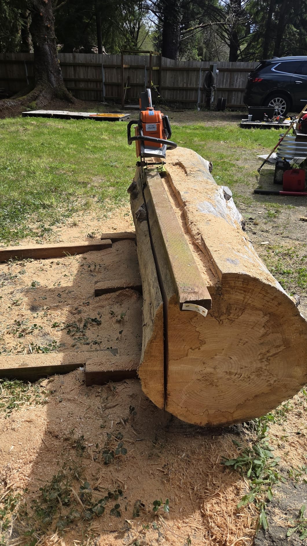 Zihvfzu Vertical Chainsaw Mill Guide for Cutting Lumber and Boards,Green | Portable wood-cutting guide supports straighter board and lumber cuts for sawmill, workshop and outdoor projects. customer photo 2