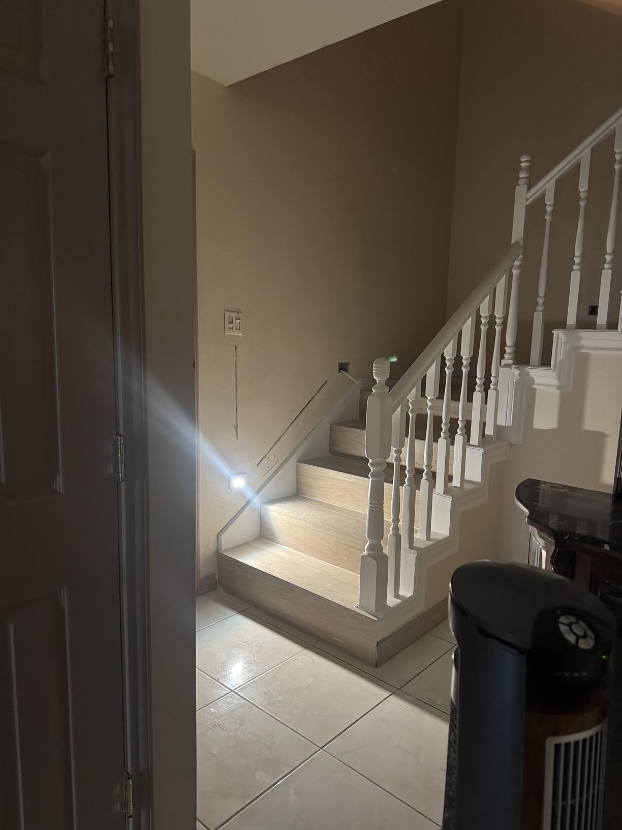 8 Pack Motion Sensor LED Step Lights, 3CCT 120V Hardwired Indoor Outdoor Stair Light, 5W 500LM 3000K/4000K/6000K 5%-100% Dimmable Waterproof Staircase Lamp, Dimmer Switch, ETL, White customer photo 2