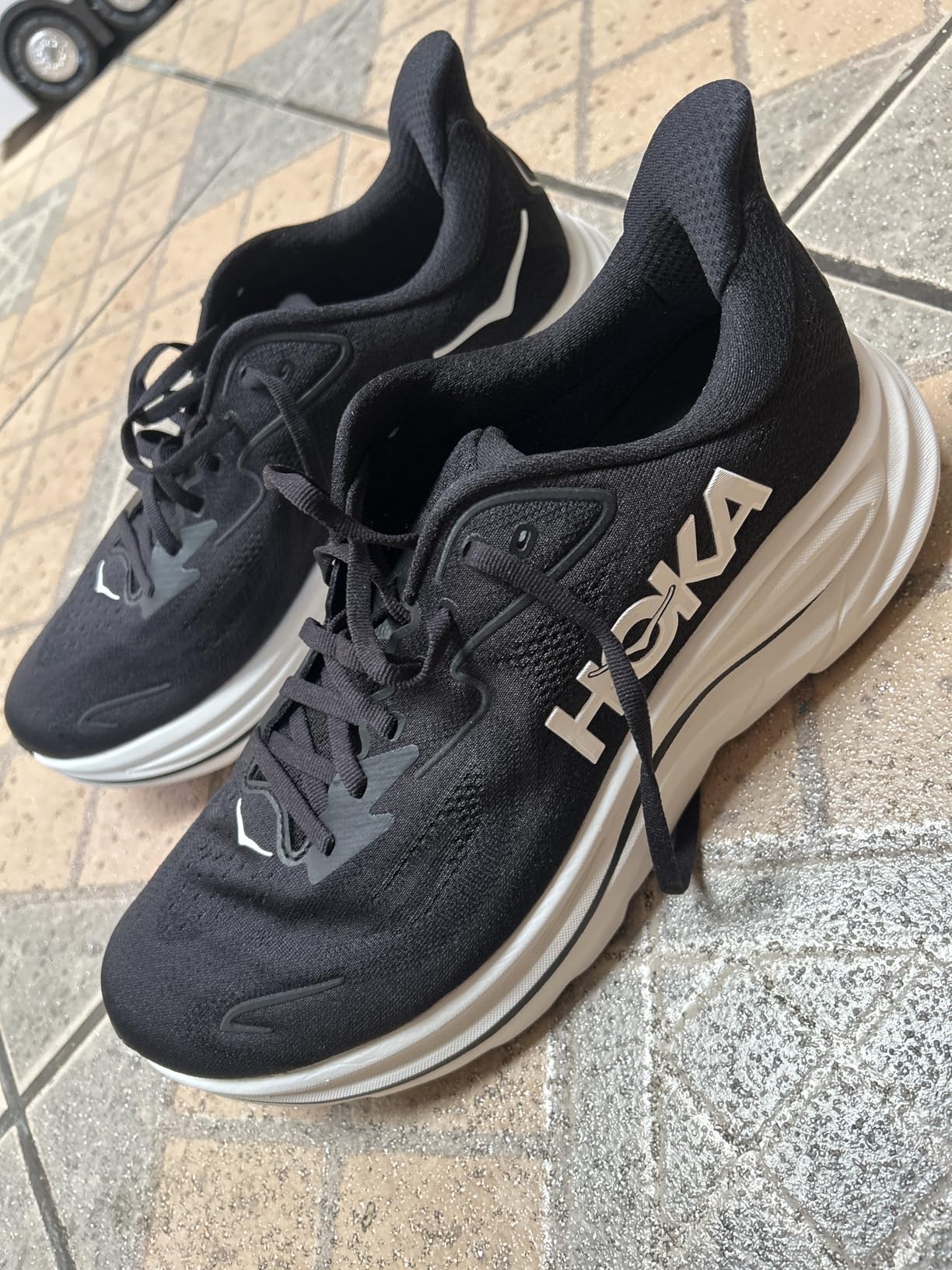 Hoka Mens Clifton 10 Road Running Shoes customer photo 1