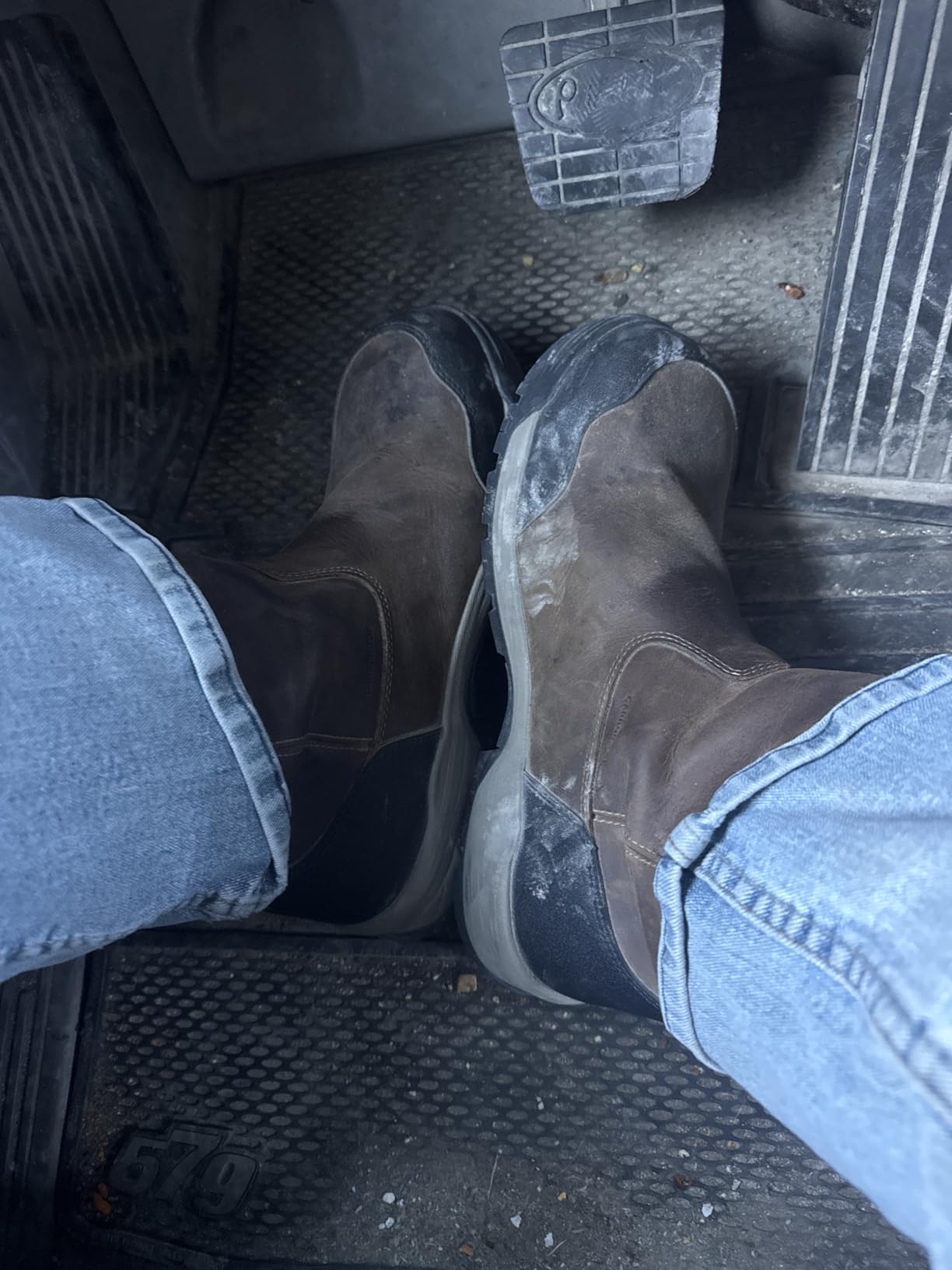 KEEN Utility Men's Evanston Composite Toe Waterproof Leather Durable Construction Pull on customer photo 2