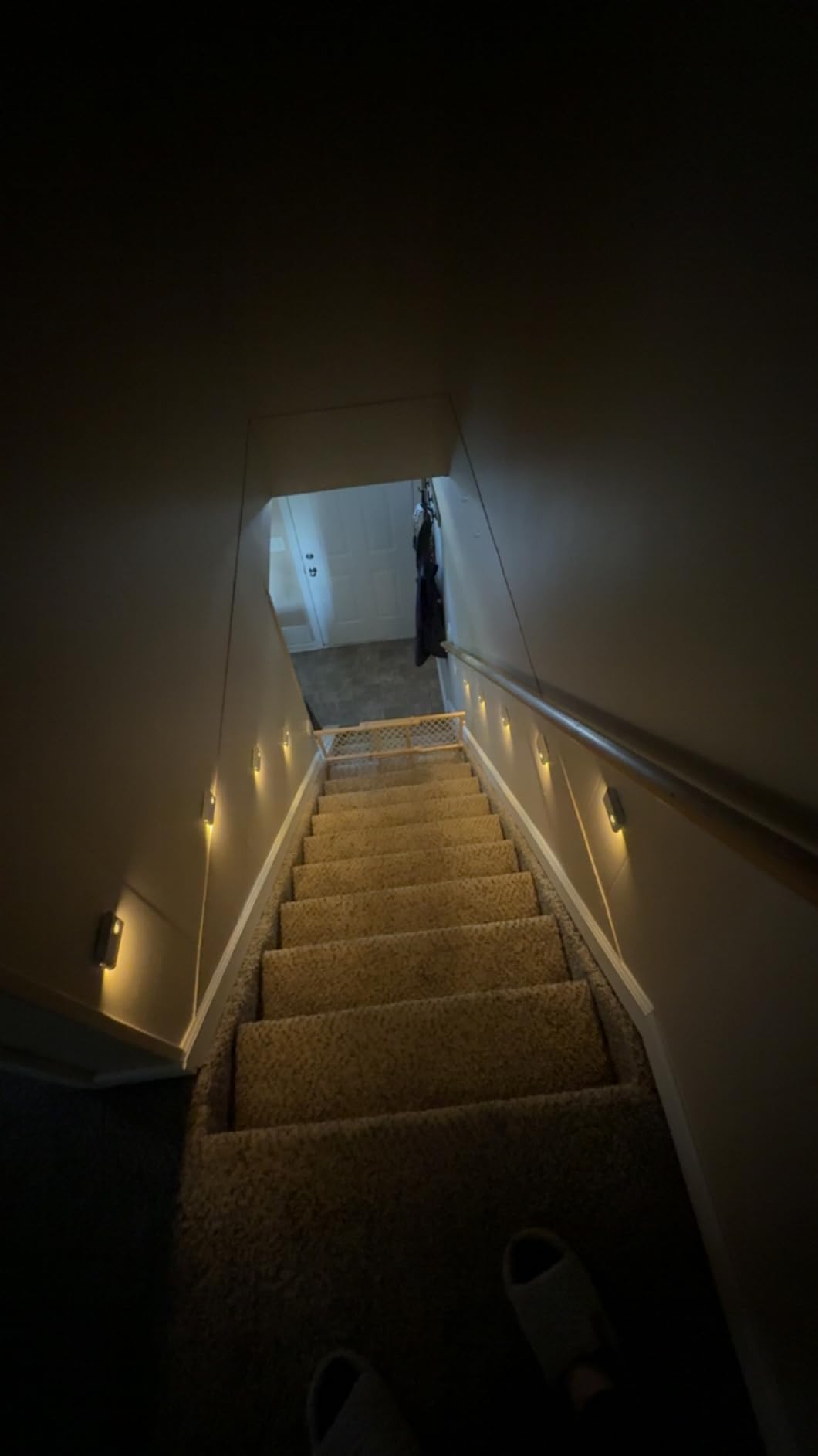 WILLED Motion Sensor Night Light, Rechargeable Stair Lights Indoor, Warm White Motion Sensor Light Indoor, Battery Operated Night Light for Hallway, Stairway, Bathroom, Bedroom, Kitchen, 6 Pack customer photo 1