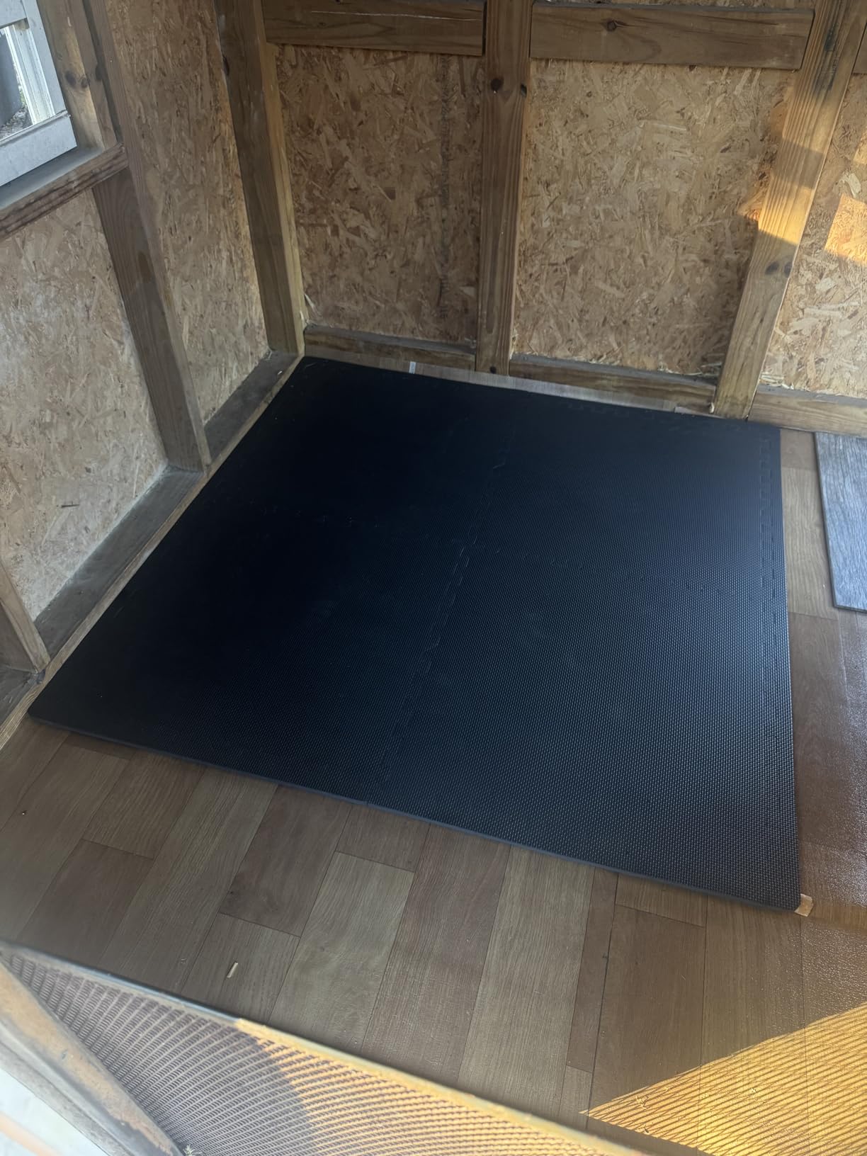 Vinyl Flooring Roll 32 sq.ft | 3'4