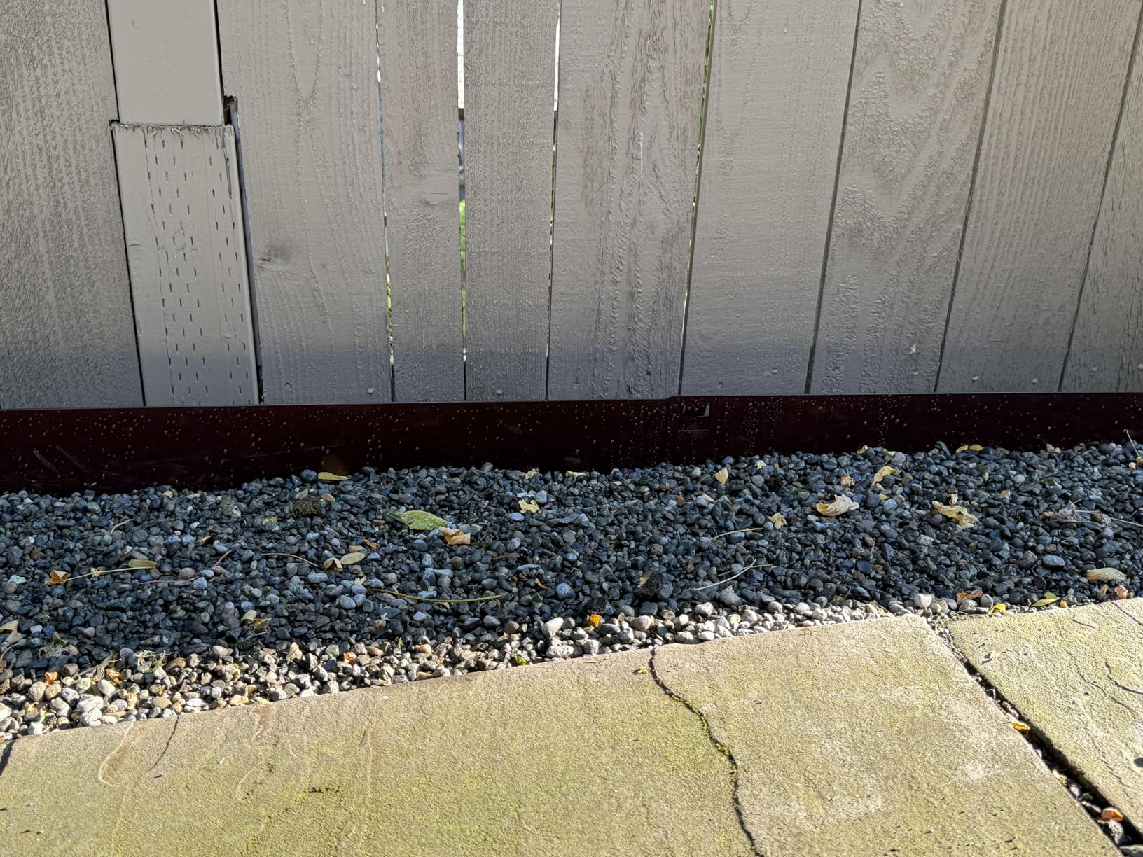Sunnydaze 16' Metal Landscape Edging, 5 pk, 1.5 mm, Corten Steel, Straight | 42