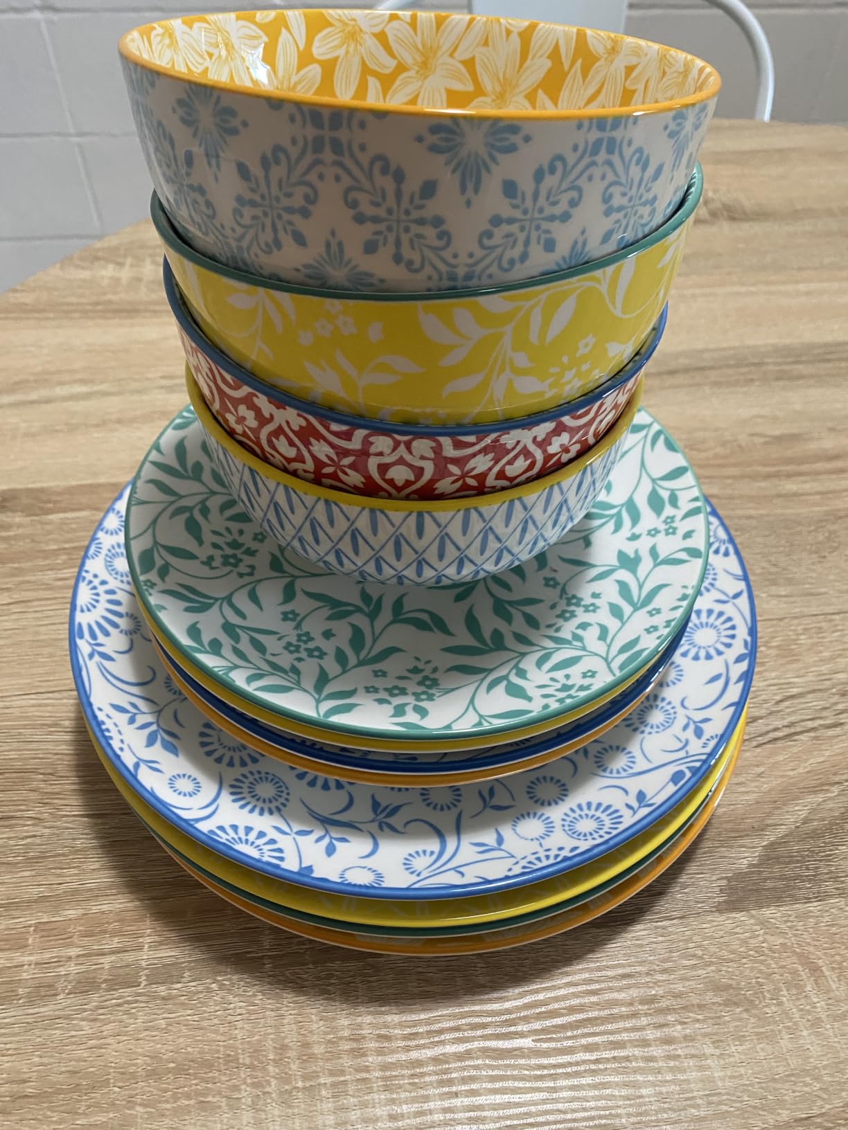 vancasso SELENE Plates and Bowls Set for 6, 18 Pieces Dinnerware Sets, Microwave and Dishwasher Safe Dishes Set, Porcelain Blue Dinnerware customer photo 1