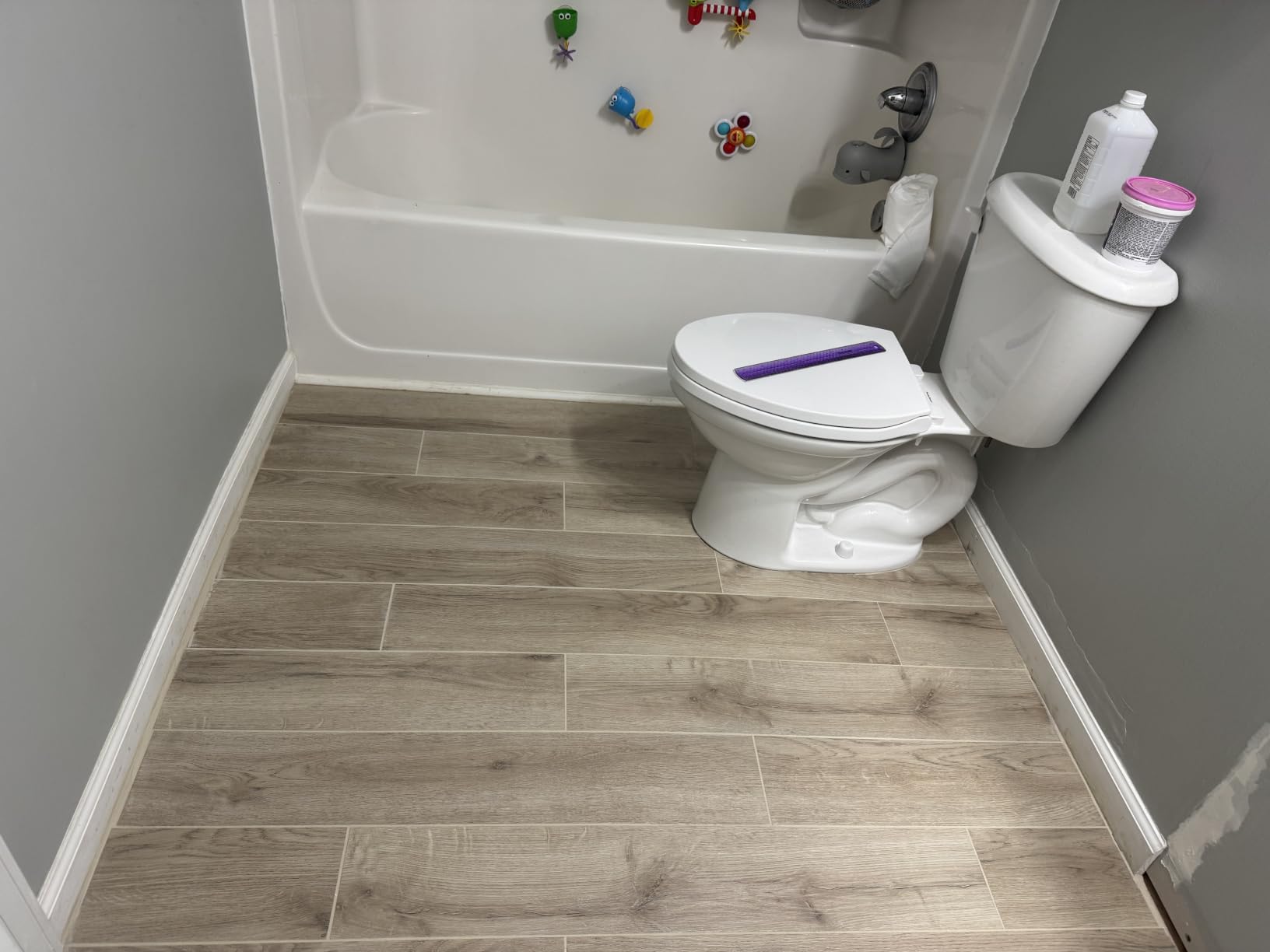 Mysflosy Peel & Stick Floor Tile, 36-Pack 54 Sq.Ft Waterproof Vinyl Flooring Self-Adhesive, Wood-Look Vinyl Planks for DIY Installation customer photo 1