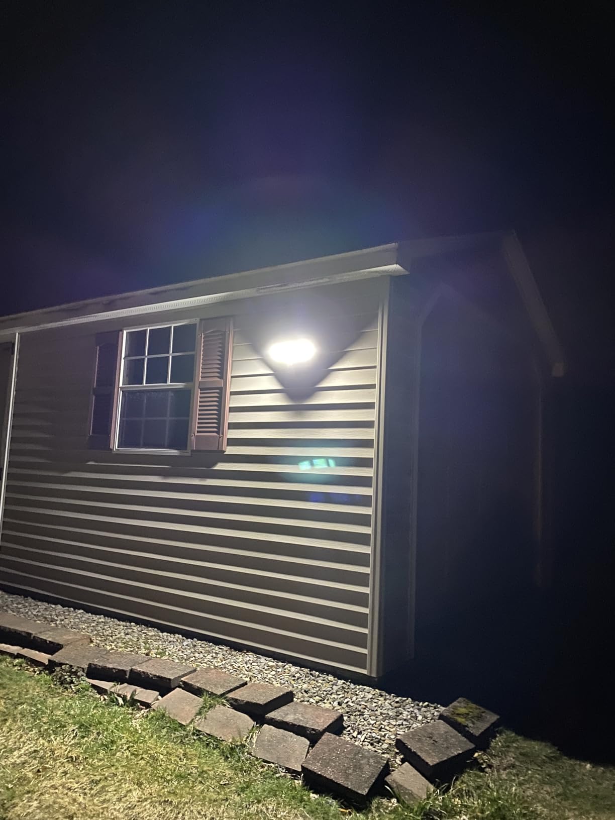 Philips Solar Security Light Outdoor 302 LED 1200lm, Solar-Powered Waterproof Wall-Mounted Flood Light w/PIR Motion Sensor, 3 Heads, IP65 Waterproof, 3 Modes (2 Packs) customer photo 2