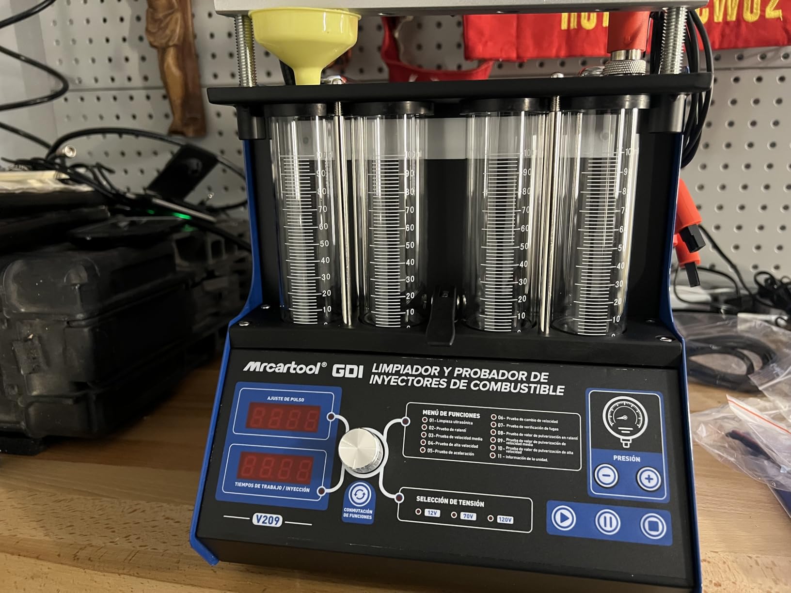 MR CARTOOL Fuel Injector Cleaner Machine for GDI/EFI/FSI Injector Testing | 12V/70V/120V Adjustable Voltage, 4-Cylinder Visual Spray Test for Car Motor Injector Leakage, Ultrasonic Cleaning for Clogs customer photo 2