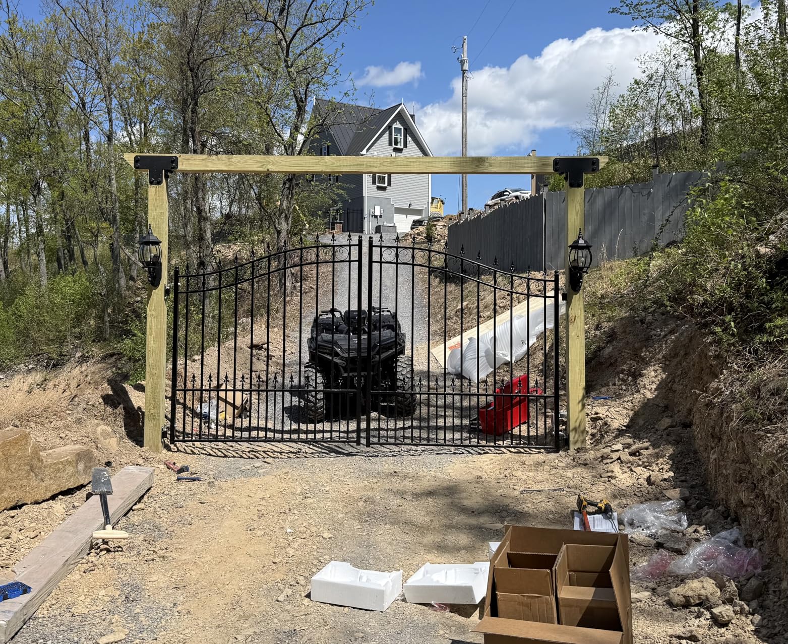 ZUMI Outdoor Steel Swing Gates - 14x6 ft. Heavy-Duty Weatherproof Security Gates - Broadway Style Driveway Fence customer photo 2