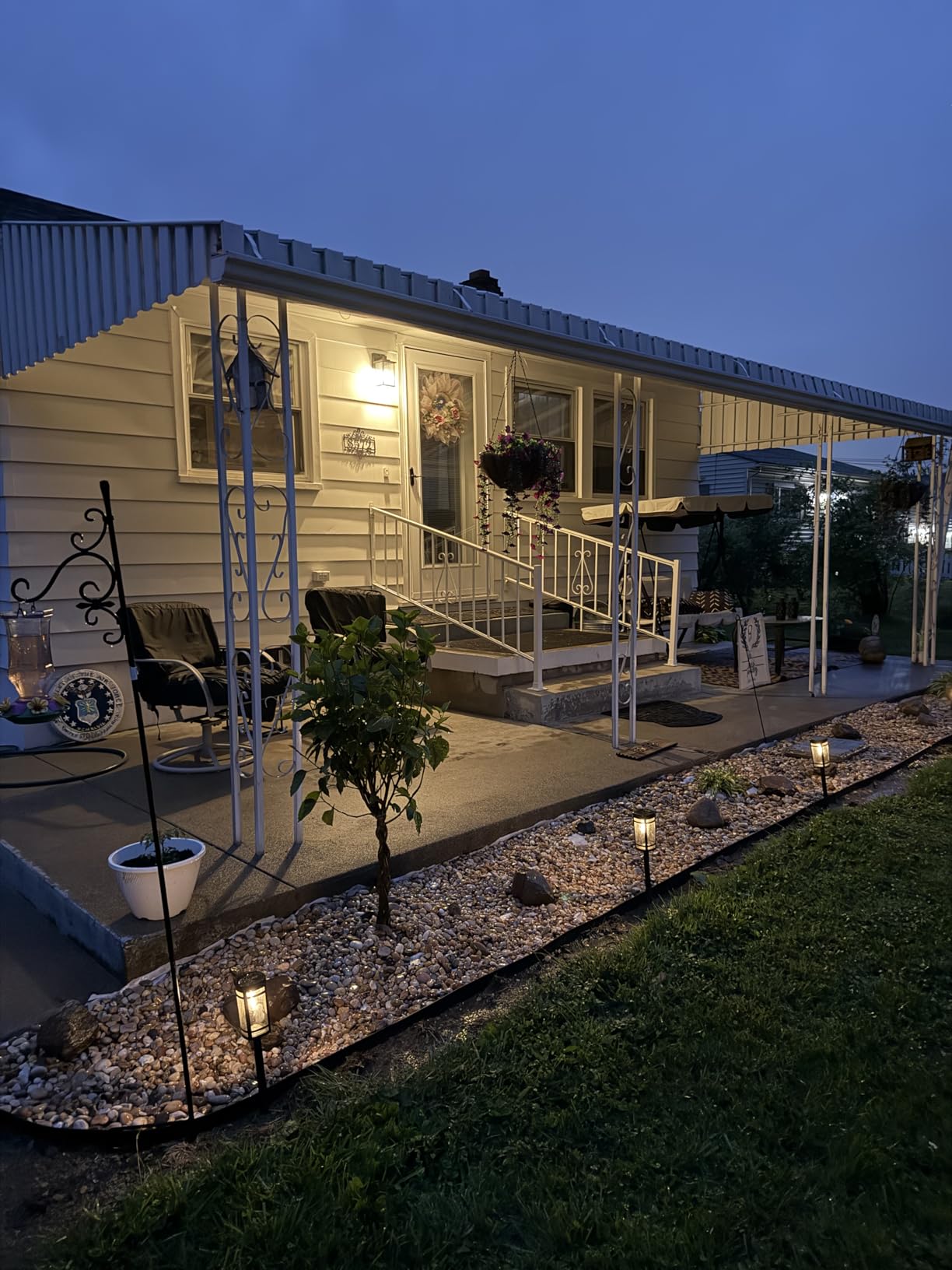 Dusk to Dawn Porch Light, Outdoor Wall Light, All-Metal Frame | Auto On and Off, Rust-Resistant, Tempered Glass, Easy DIY Install on Porch, Garage customer photo 2