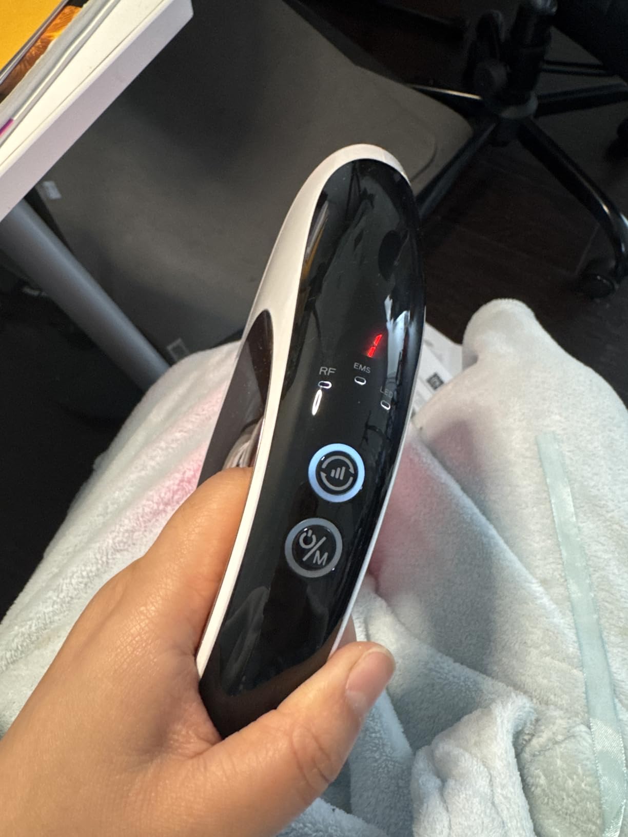 Cellulite Body Device Woman Man Radio Frequency for Woman Man Massage, Temporary Reduction in The Appearance of Cellulite customer photo 1