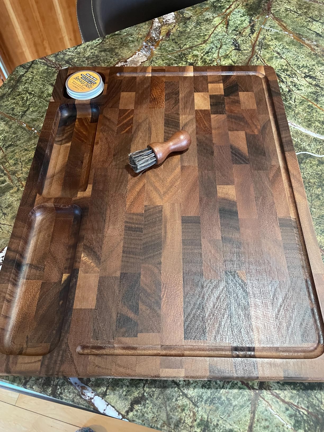 THETCHRY Walnut Wood Cutting Boards for Kitchen, End Grain Chopping Board Double Sided, Large Cutting Board with Handle, Charcuterie Butcher Block for Meal Prep & Serving with Gift Box, 17