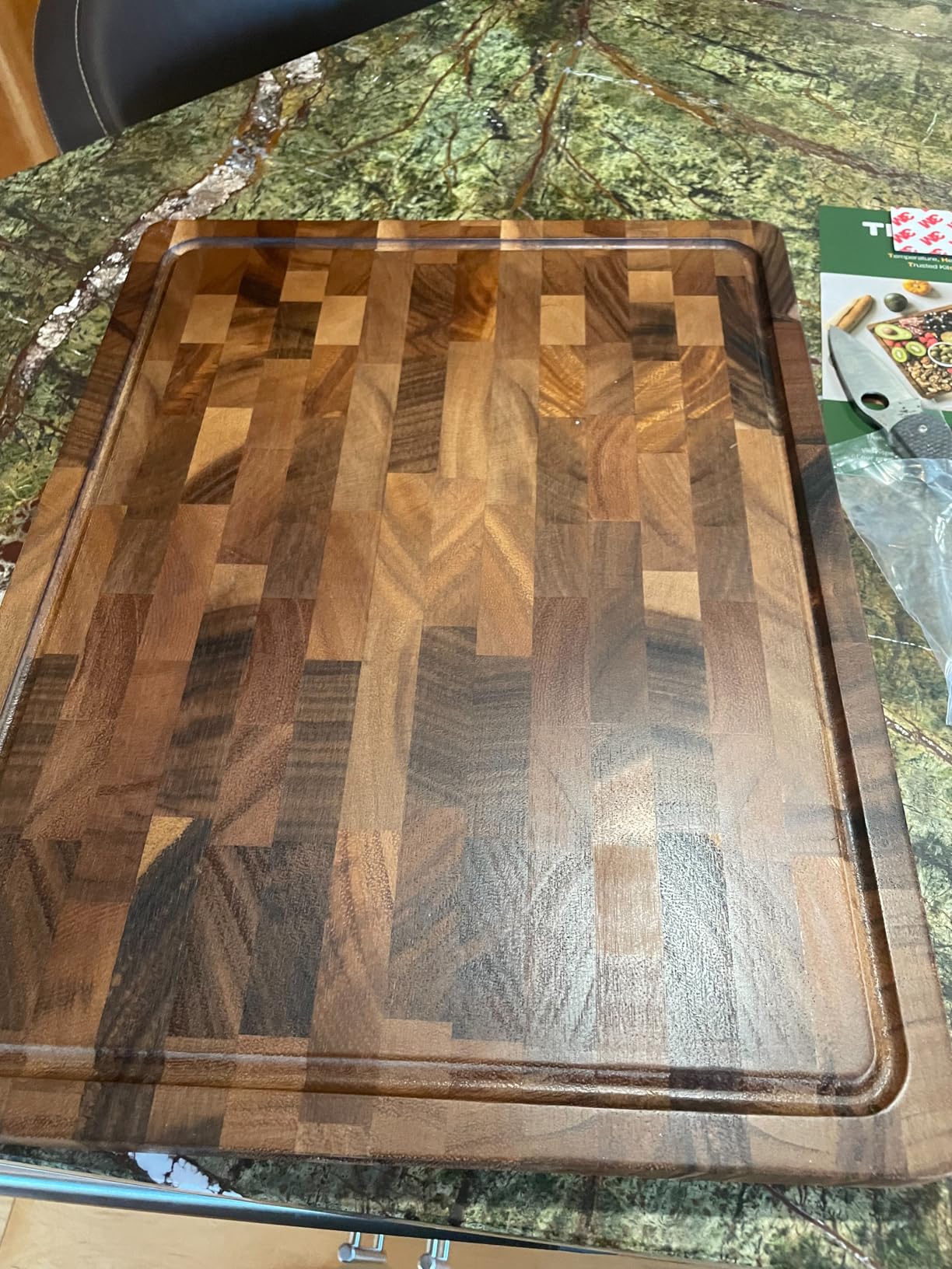 THETCHRY Walnut Wood Cutting Boards for Kitchen, End Grain Chopping Board Double Sided, Large Cutting Board with Handle, Charcuterie Butcher Block for Meal Prep & Serving with Gift Box, 17