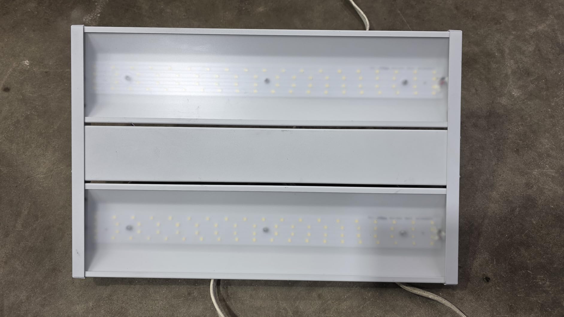 150W LED Linear High Bay Shop Light 2-Pack, 20250LM 0-10V Dimmable 5000K Daylight 120-277V, High Bay LED Shop Lights for Garage Warehouse Workshop, ETL Listed customer photo 1