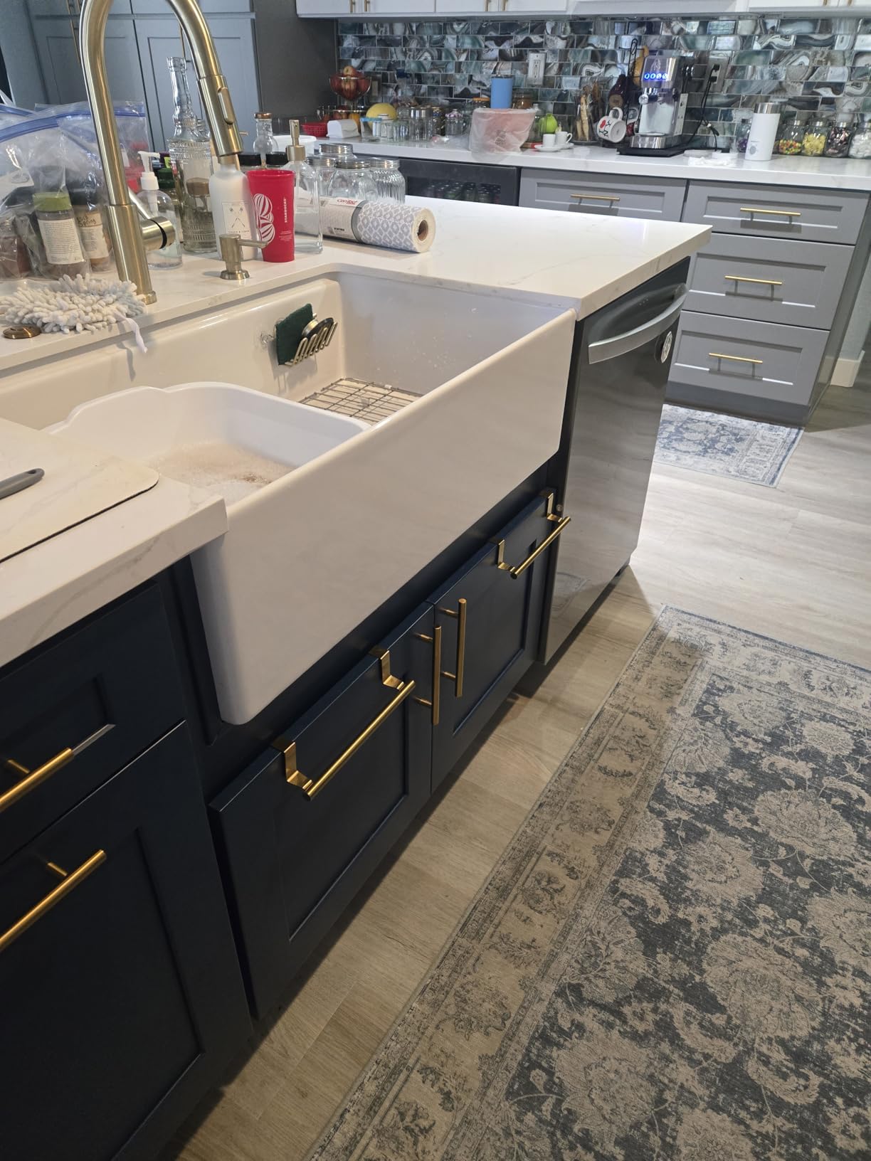 DeerValley Farmhouse Sink 33 Inch White Fireclay Apron Front Farm Sink | Apron Front, Single Bowl, Heavy Duty Deep Drop-in Undermount, Includes Workstation Accessories customer photo 1