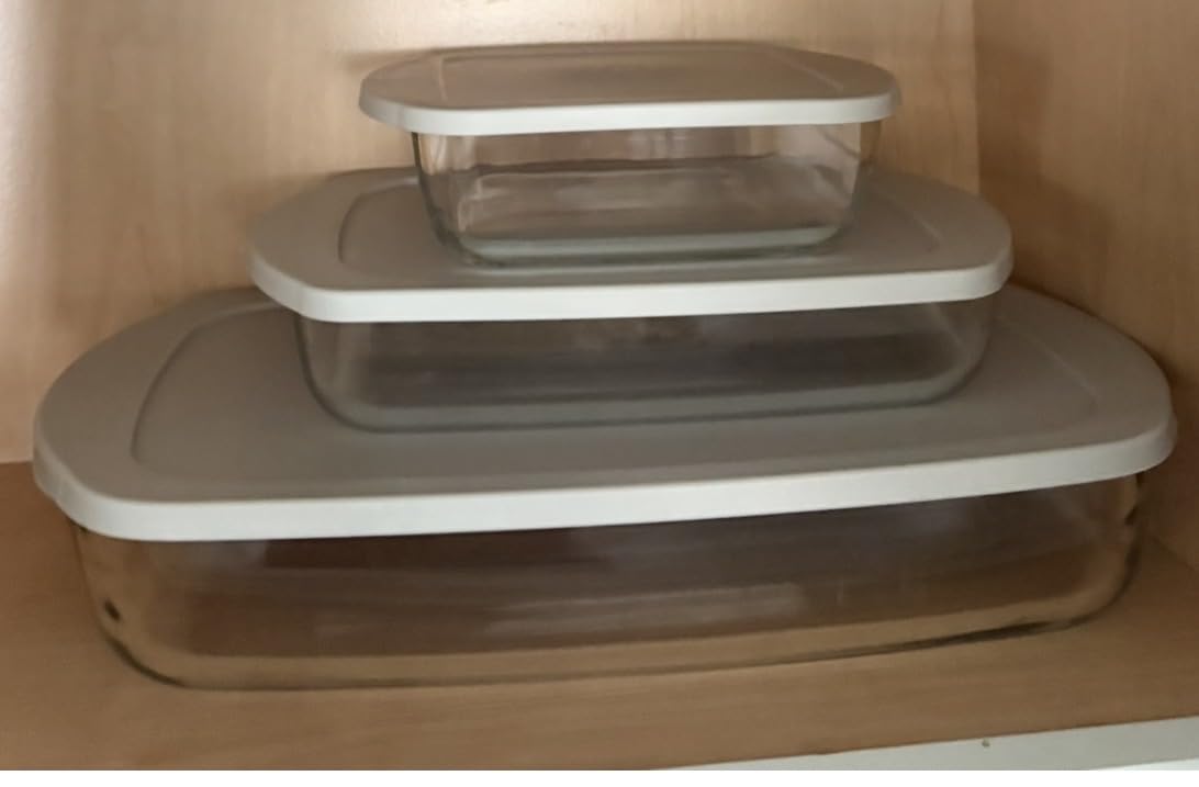 Amazon Basics Glass Baking Dishes with BPA-Free Lids, 6-Piece Bakeware Set, Borosilicate Glass, Oven-Safe up to 752°F customer photo 1