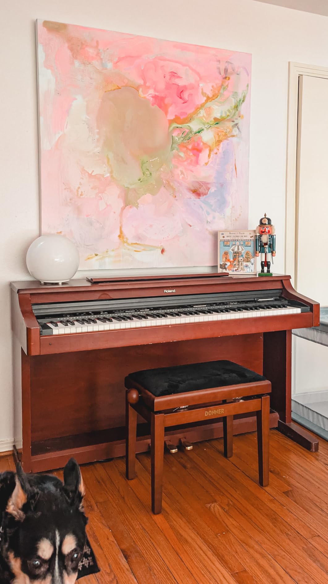 Donner Adjustable Piano Bench-Solid Wood Keyboard Bench Piano Chair Seat with High-Density Sponges Cushion, Traditional Vintage Wooden Piano Stool with Metal Lifting Devices, Brown-Matt customer photo 1