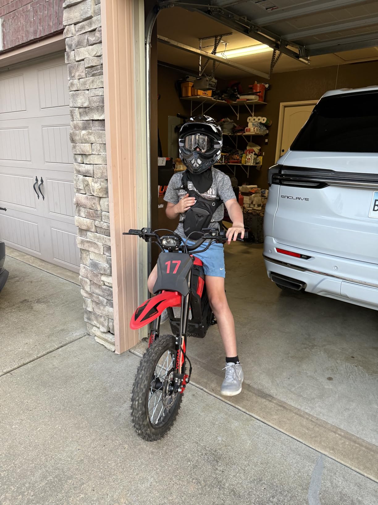 OUMURS DOT Adult ATV Dirt Bike Helmet with Goggles Gloves & Mask Adjustable Sun Visor Motorcycle Adults Helmet Off-Road Motocross customer photo 1