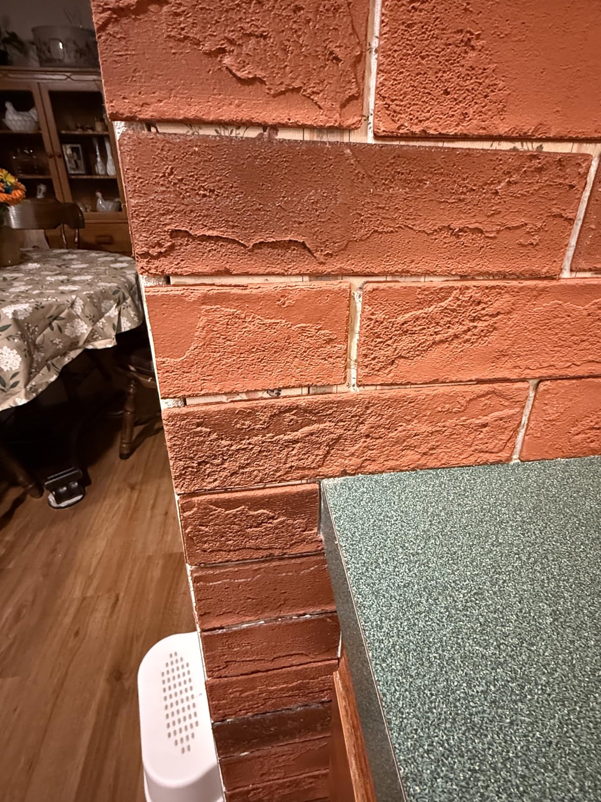 100 Whitewash Grey Faux Brick Wall Tiles, 3D Thin Brick Veneers for Bedroom, Bathroom, Kitchen, Fireplace and Fence Wall Panels (14.2 sq ft) customer photo 2