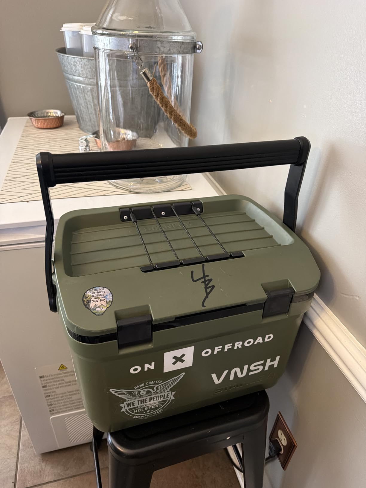 Stanley Adventure Outdoor Cooler 24 qt | Heavy Duty Outdoor Camping Cooler with Easy Carry Top Handle | BPA-Free | Twilight customer photo 1