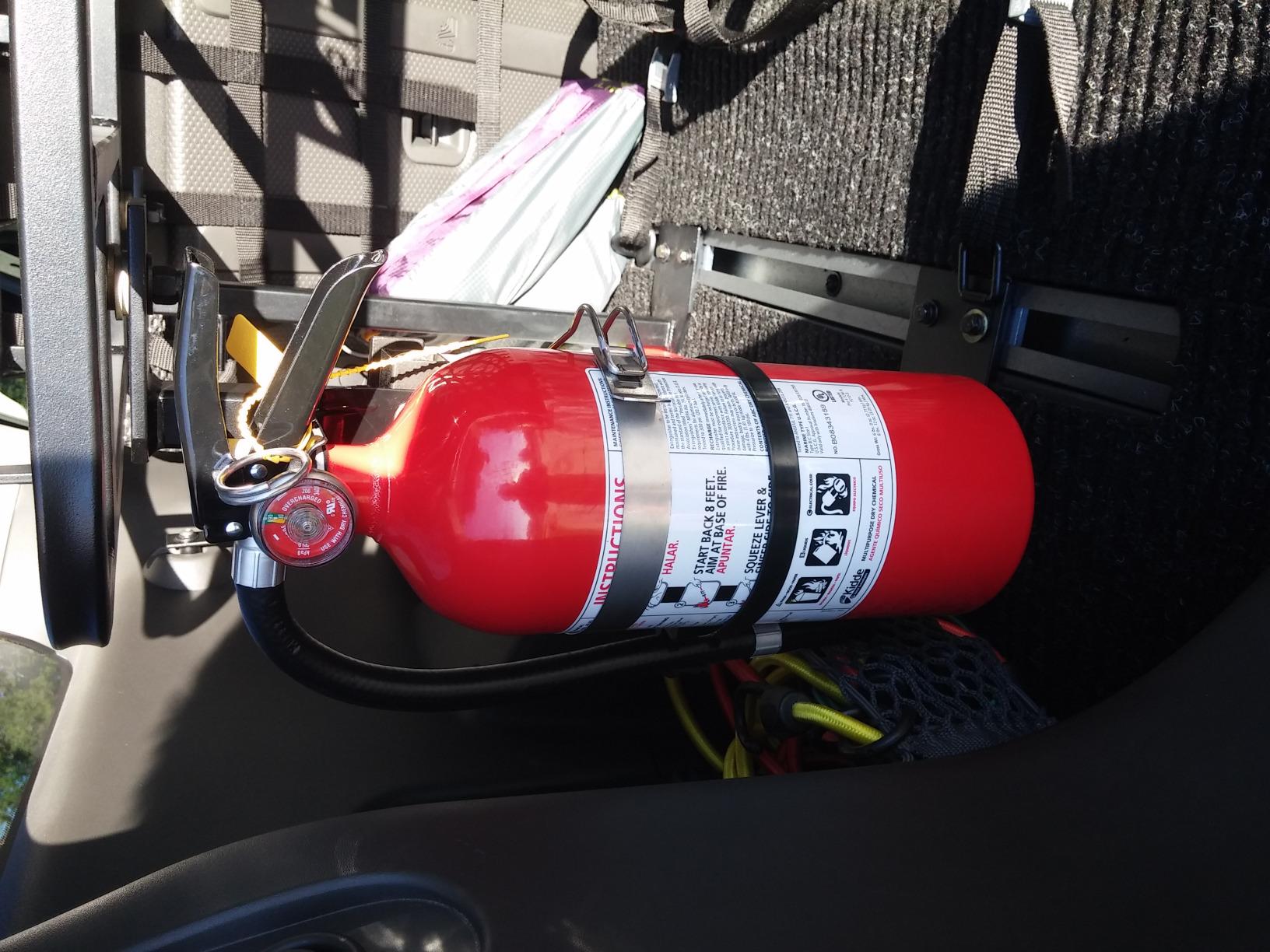 Kidde Pro 210 Commercial Fire Extinguisher, 2-A:10-B:C, PRO-4MP-1, 1 Pack | Rechargeable and Reusable Extinguisher for Small to Medium Common, Liquid, & Electrical Fires, 4 lb. Dry Chemical customer photo 2