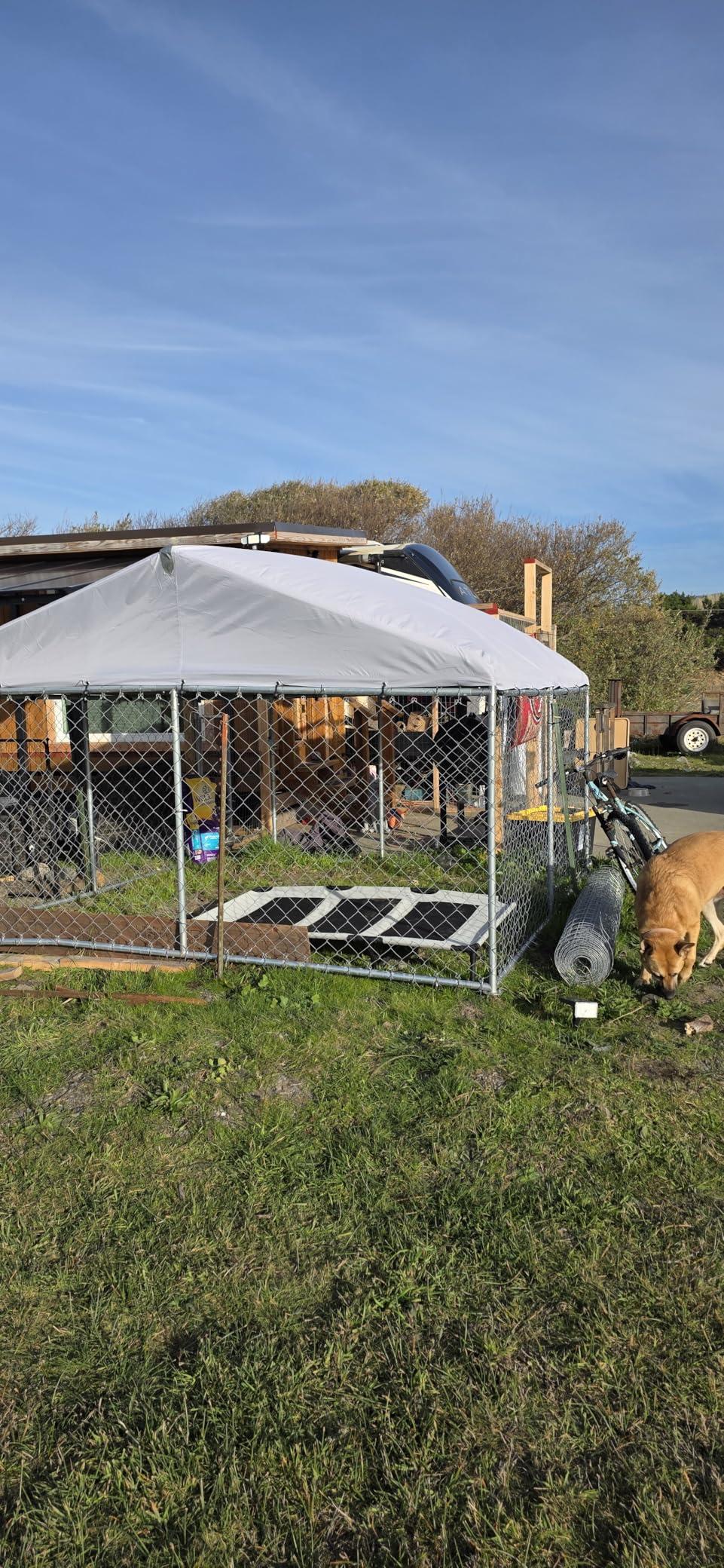 Rovibek 10x10 Ft Dog Kennel Outside, Outdoor Dog Kennel with Roof, Dog Kennels Outdoor with Steel Rotating Feeder Bowls, Outside Kennel for Large Dogs customer photo 1