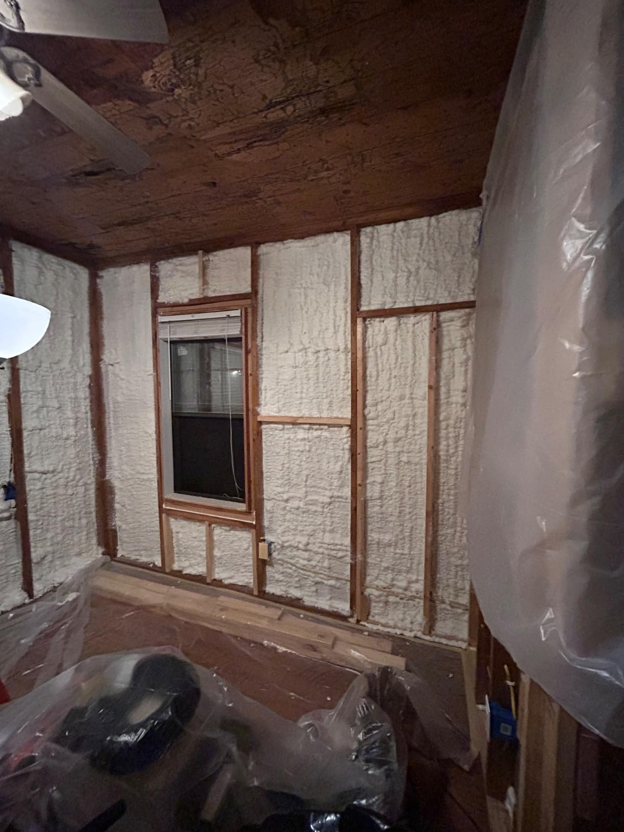 Akfix Thermcoat Fire Rated Spray Foam Insulation Kit 480 sq ft (24x27.1 oz.) - (R-Value 11.32/2 in) Closed Cell Expanding Wide Sealant Thermal Insulation for Walls and Attic - Gun & Cleaner Included customer photo 1