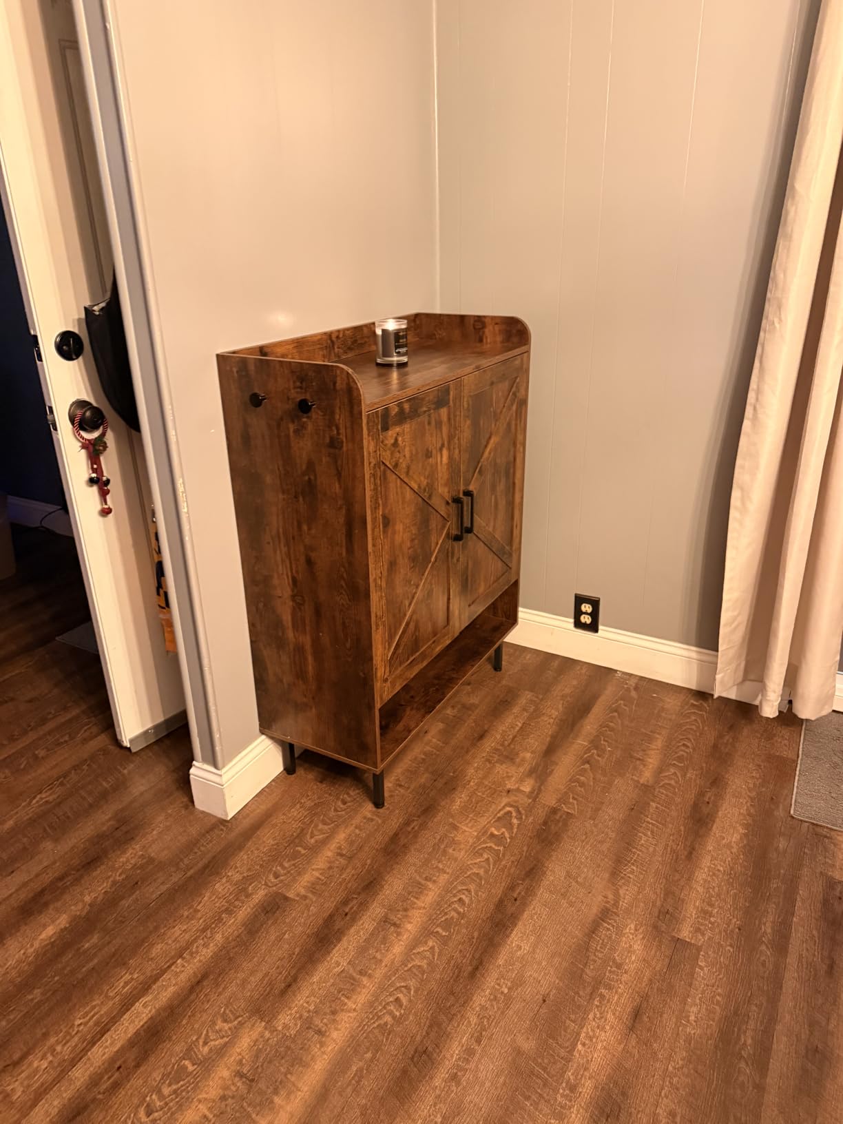 Yaheetech Shoe Storage Cabinet with Doors, Farmhouse Shoe Cabinet with 2 Adjustable Shelves and 4 Side Hooks, Wooden Shoe Rack Organizer Cabinet for Entryway, Foyer, Hallway (Rustic Brown) customer photo 1