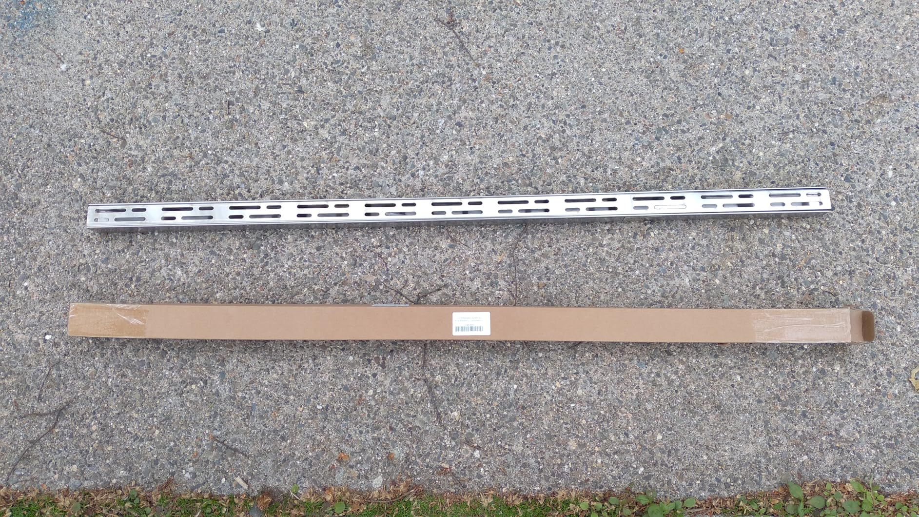Channel Drain 1.25-Inch Wide X 19.6-Feet Long, Silver Outdoor Pool Deck Drain Channel 304 Stainless Steel,Pool Drain for Paver/Patios/Walkways customer photo 1