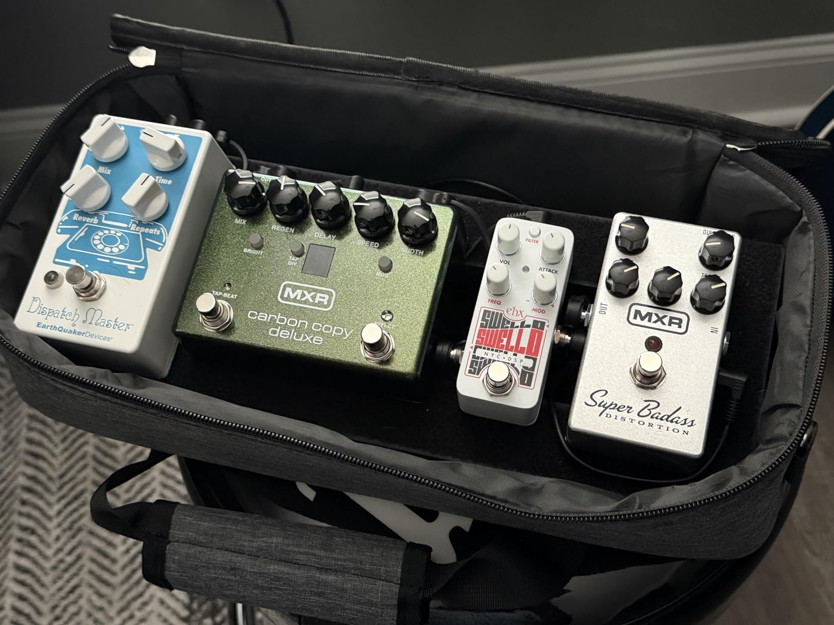 Ghost Fire Guitar Pedal Board Aluminum Alloy 0.9lb Super Light Effect Pedalboard 14.9''x5.5''with Carry Bag,SPL-1.5 customer photo 2