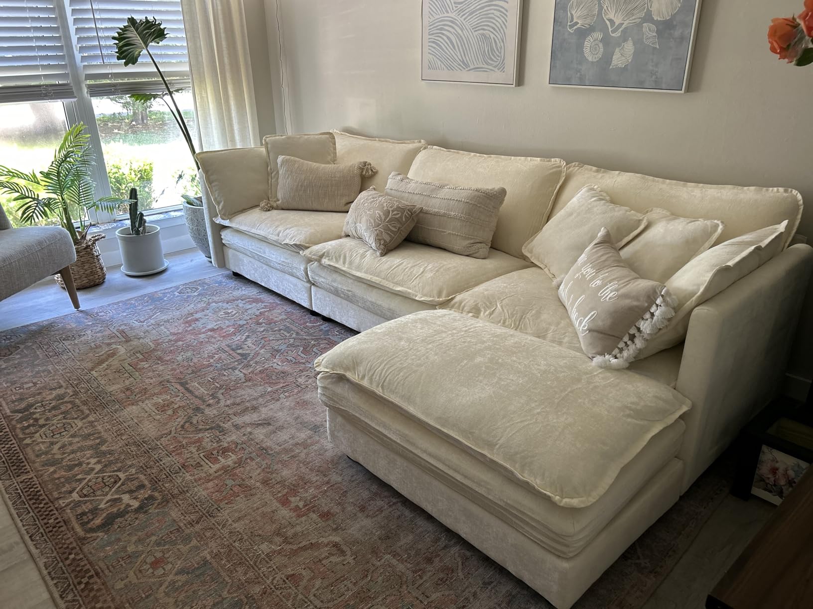 Modular Sectional Sofa with Ottoman: 76.7