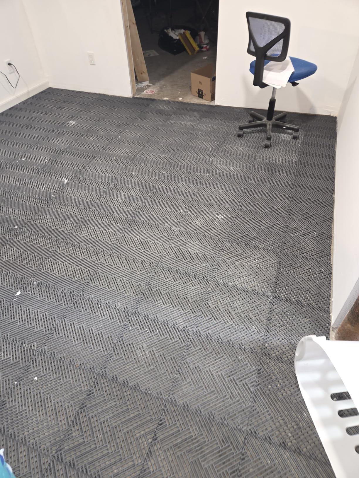 Garage Floor Tiles Interlocking Garage Flooring for Car Modular PlasticTile | 12