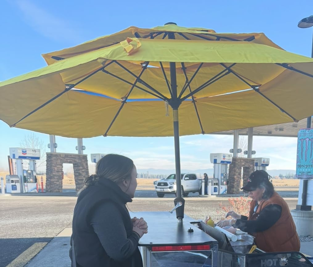 PatioKingdom 9ft 3-Tier Patio Market Umbrella with Crank/Tilt, Commercial Heavy Duty Wind Proof, Outdoor Table Umbrella with 8 Fiberglass Ribs, UPF50+ (Gray) customer photo 1