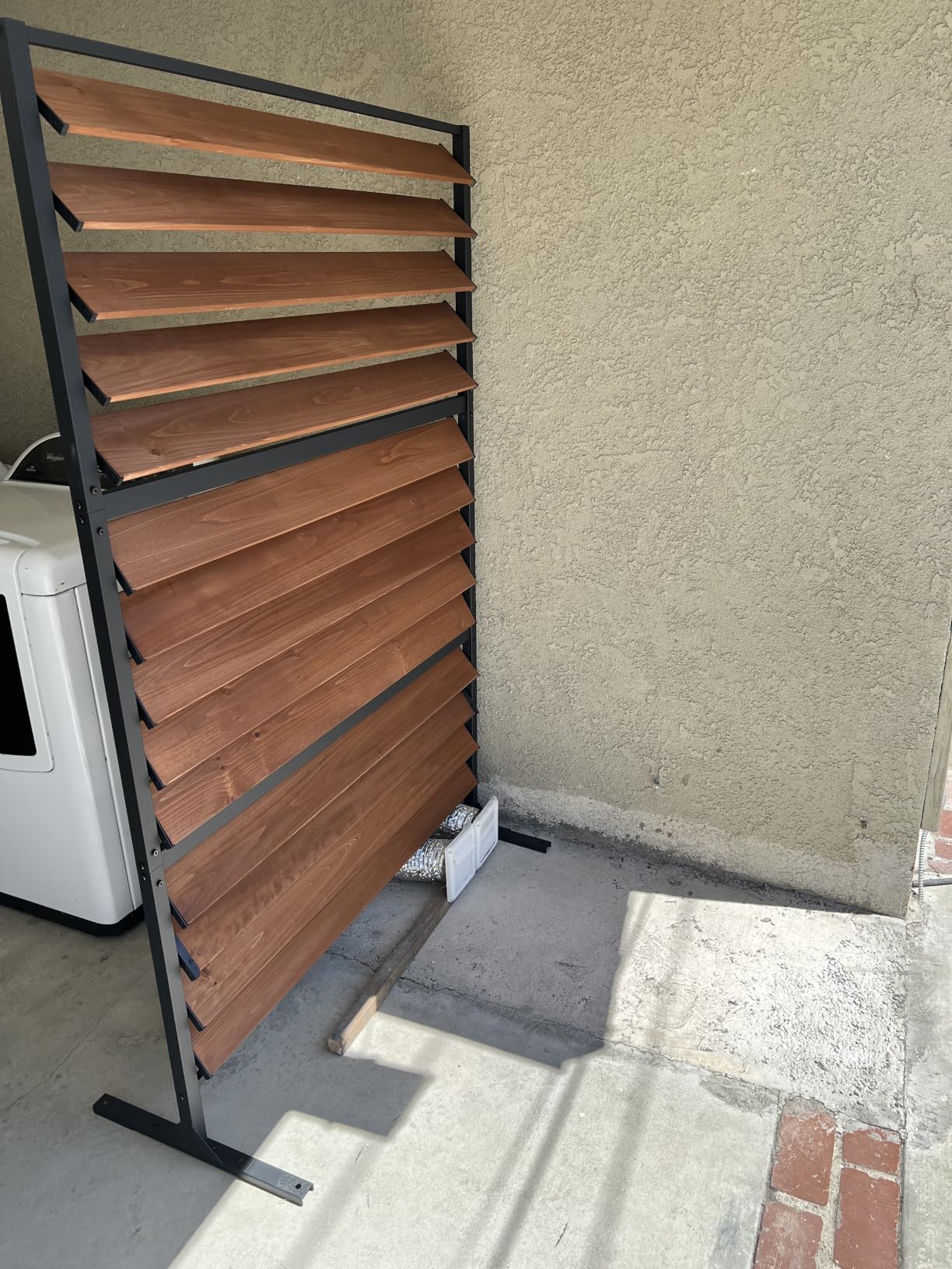 Modern Shade 6 x4 ft Louvered Wood Privacy Fence Panel Adjustable Screen with Louverd Slats, FSC Certified Natural Cedar, Freestanding or Mounted Outdoor Privacy Fence for Deck Privacy Screen customer photo 2