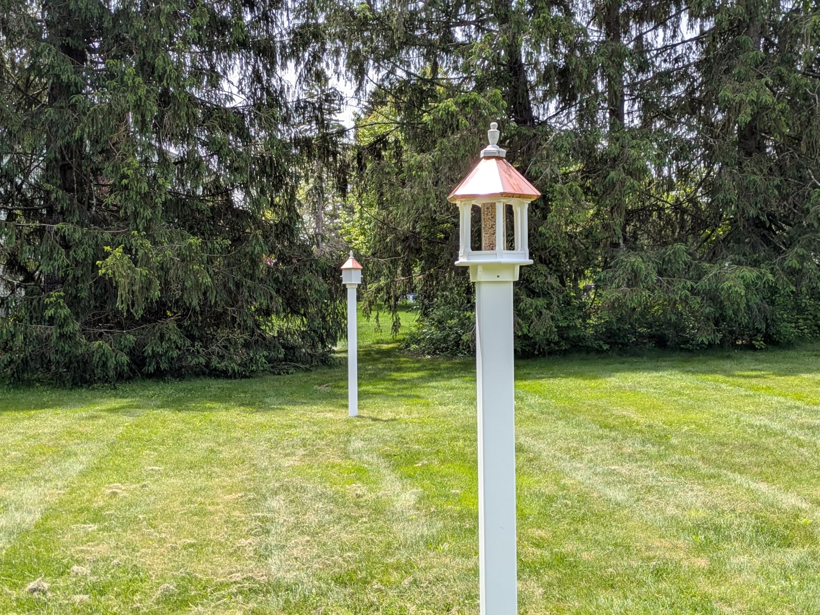 WamBam 6ft White Vinyl Finishing Post | No Dig, Steel Pipe Anchor, for Cambridge Fence, BL19112 customer photo 1