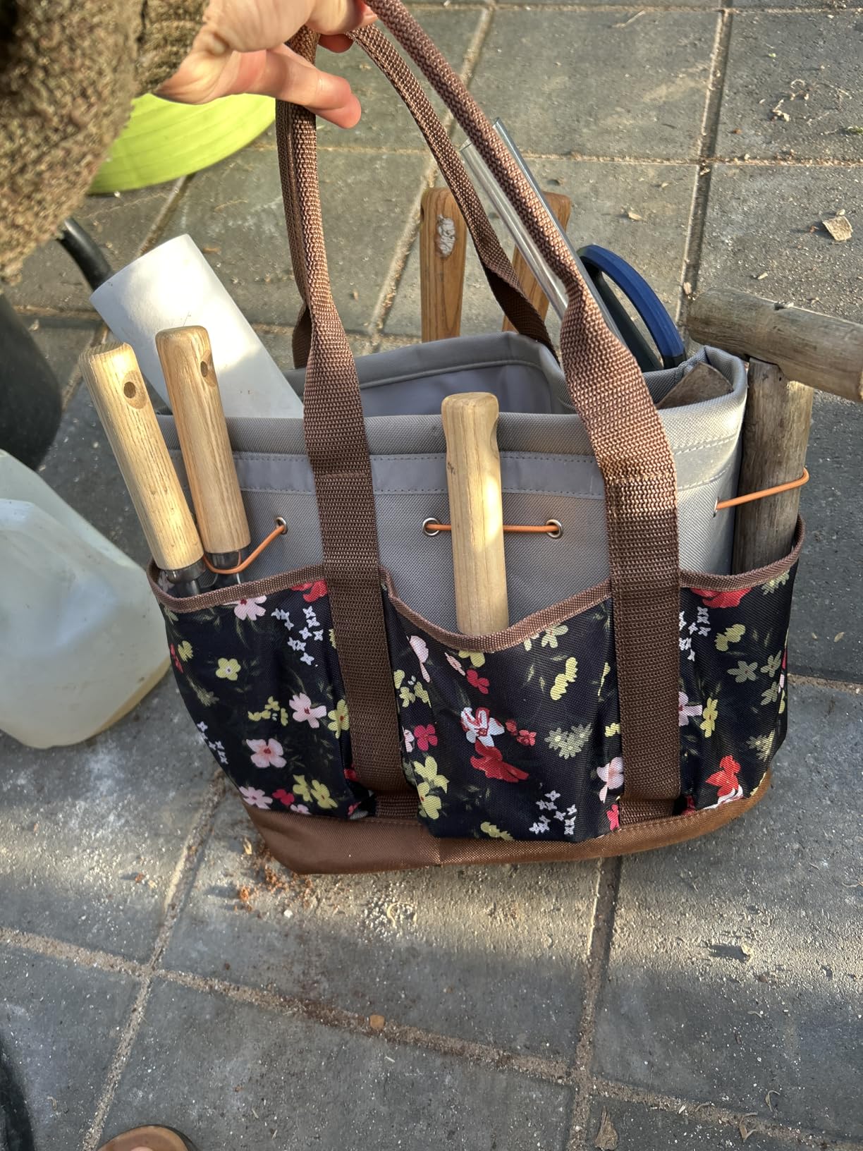 10-Piece Garden Tool Set, Heavy-Duty Stainless Steel Rust-Proof Gardening Tools with Ergonomic Wood Handles, Reinforced Organizer Handbag for Planting, Gardening Gift Set for Women, Mother customer photo 2